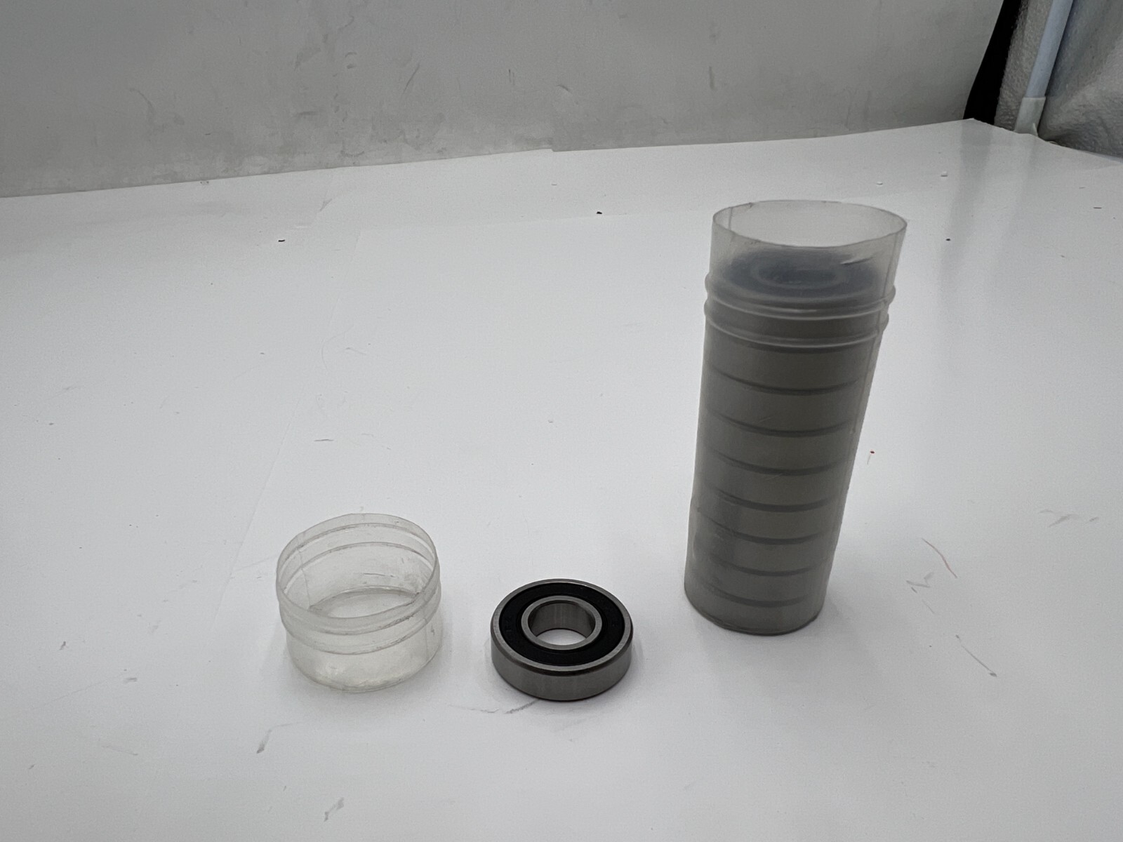 (qty 30) Axis R8RS Rubber Sealed Ball Bearings 1 1/8″ x 5/8″ x 1/4″