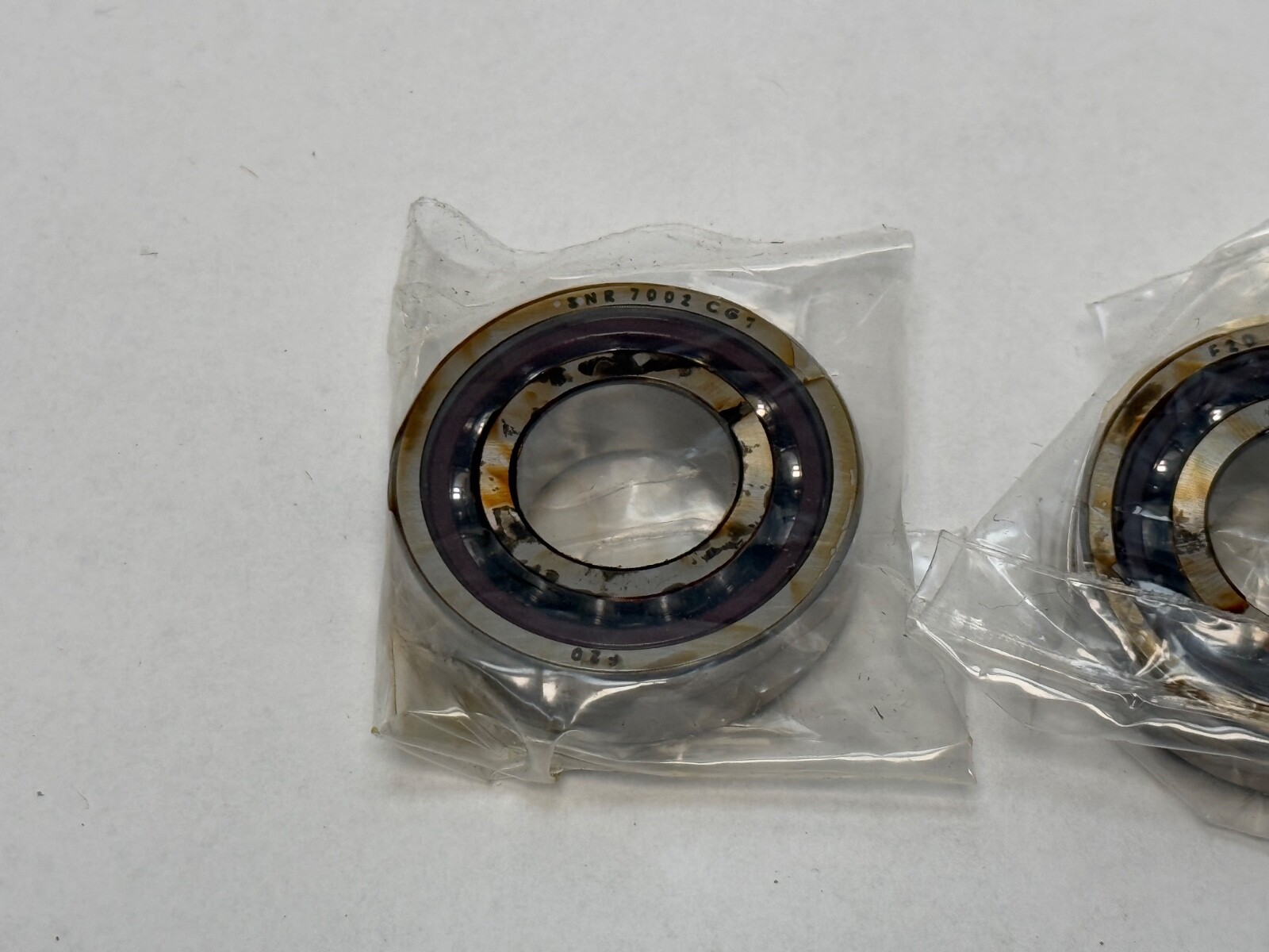 SNR 7002CG1DUJ74 Angular Bearing 7002-C-T-DUL-P4 7002-C-G1-DU-J74 15x32x9 mm