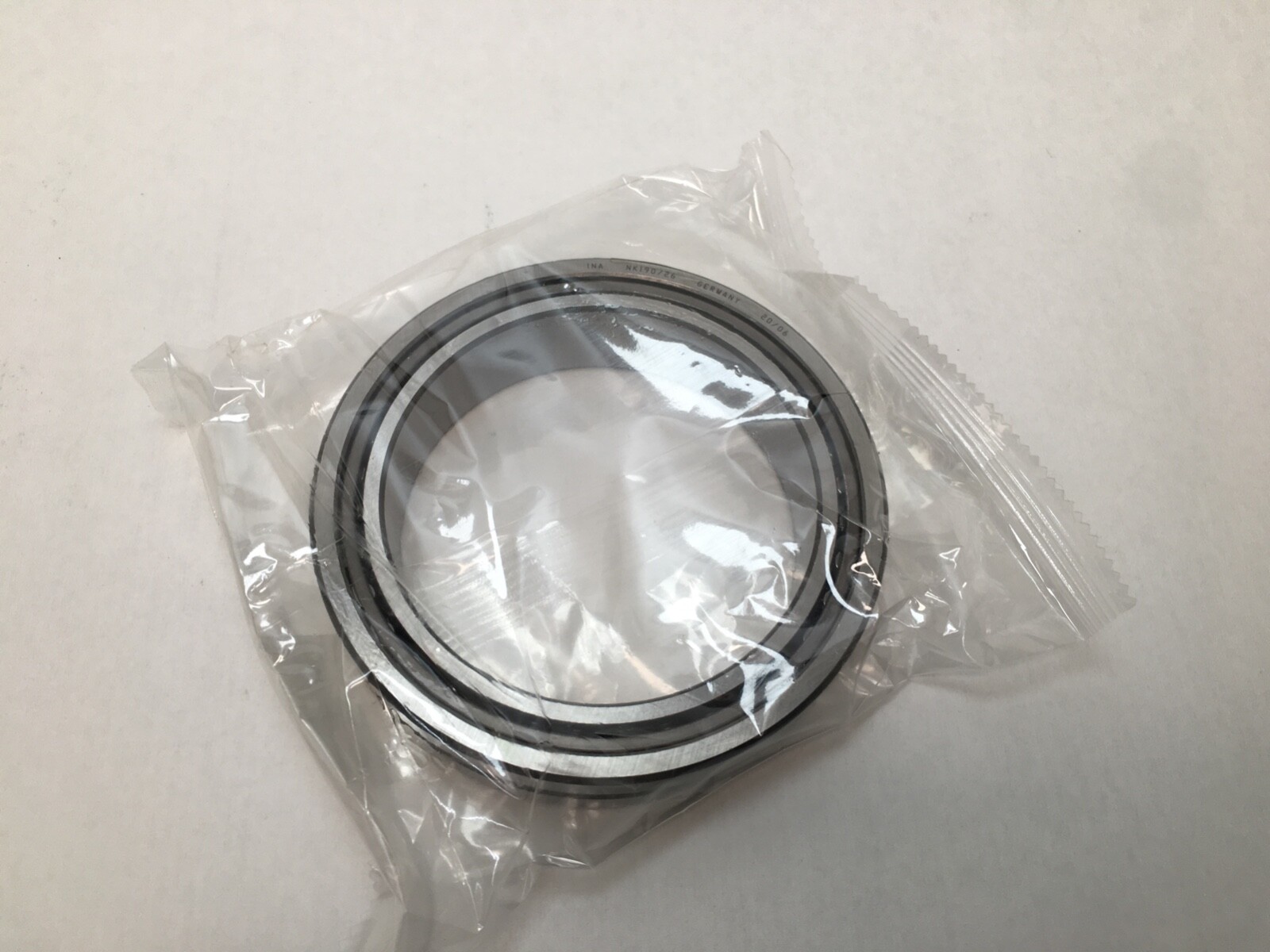 INA NKI90/26 Needle Roller Bearing 90x120x26 mm NKI 90 26 NKI9026 Germany