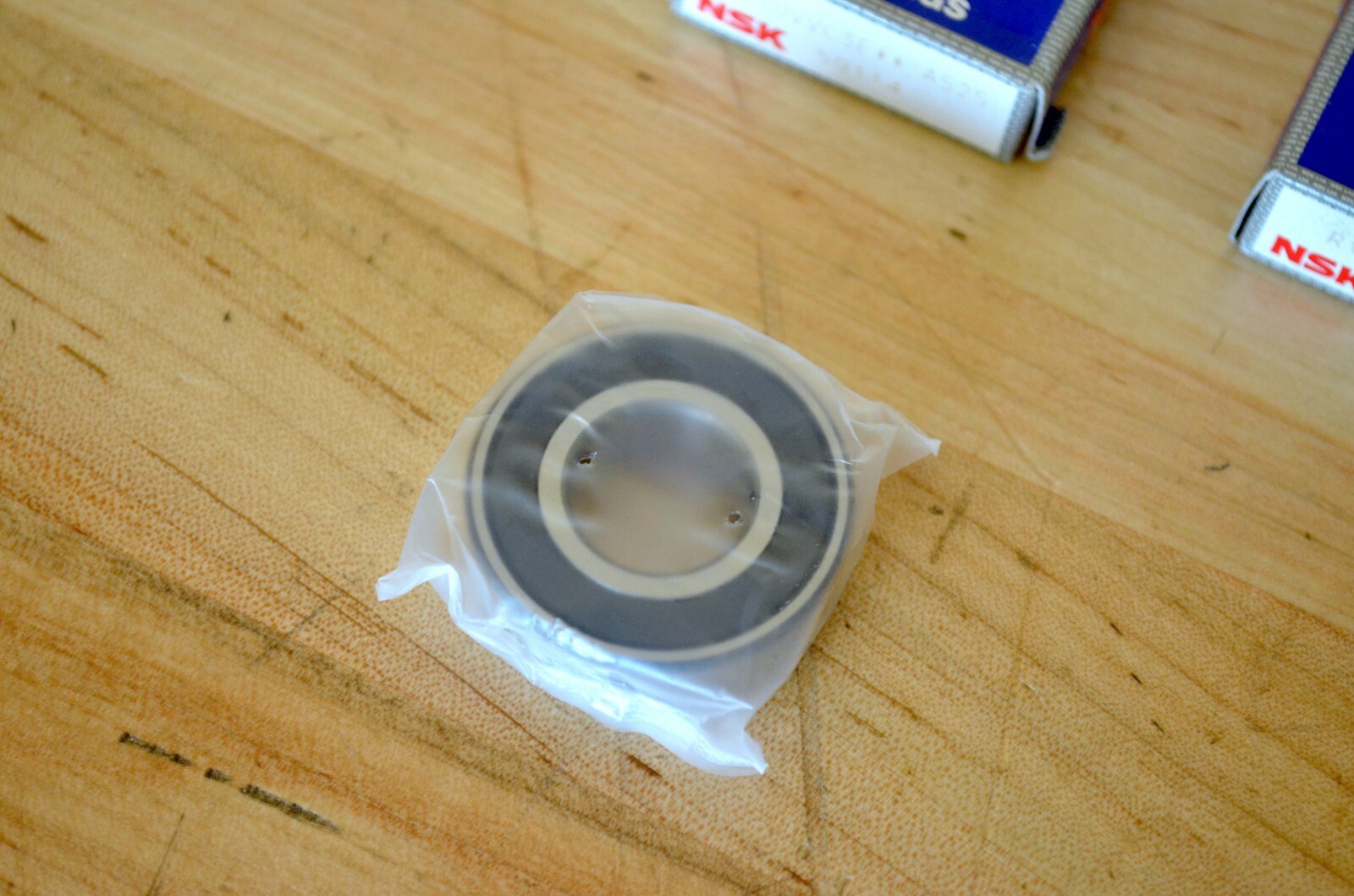 New NSK R10VVC3 Single Row Ball Bearing 5/8″ ID x 1-3/8″ OD x 11/32″ width x1ea