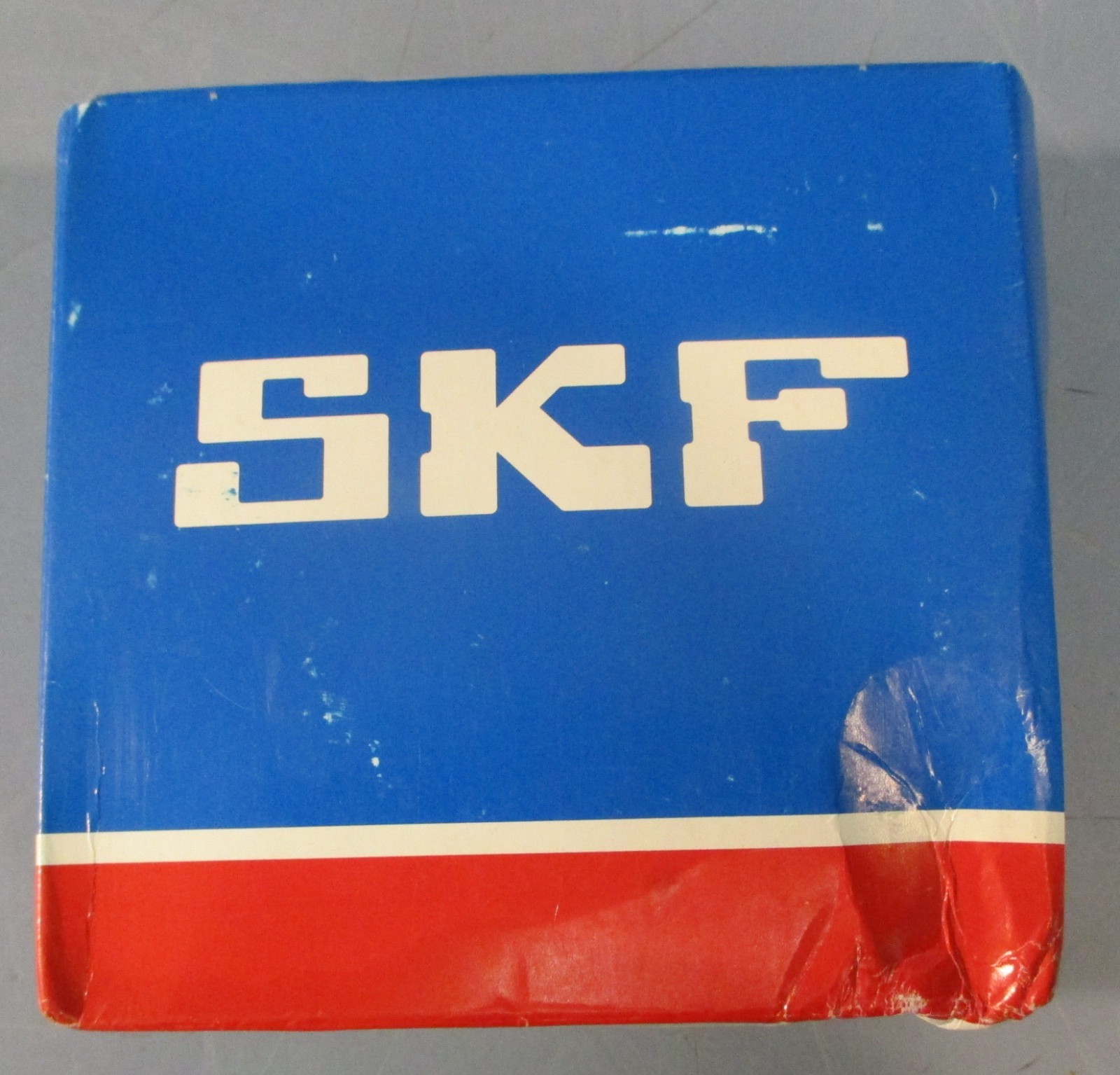 SKF 22308 E/VA405 Spherical Roller Bearing 40x90x33 mm Factory Sealed