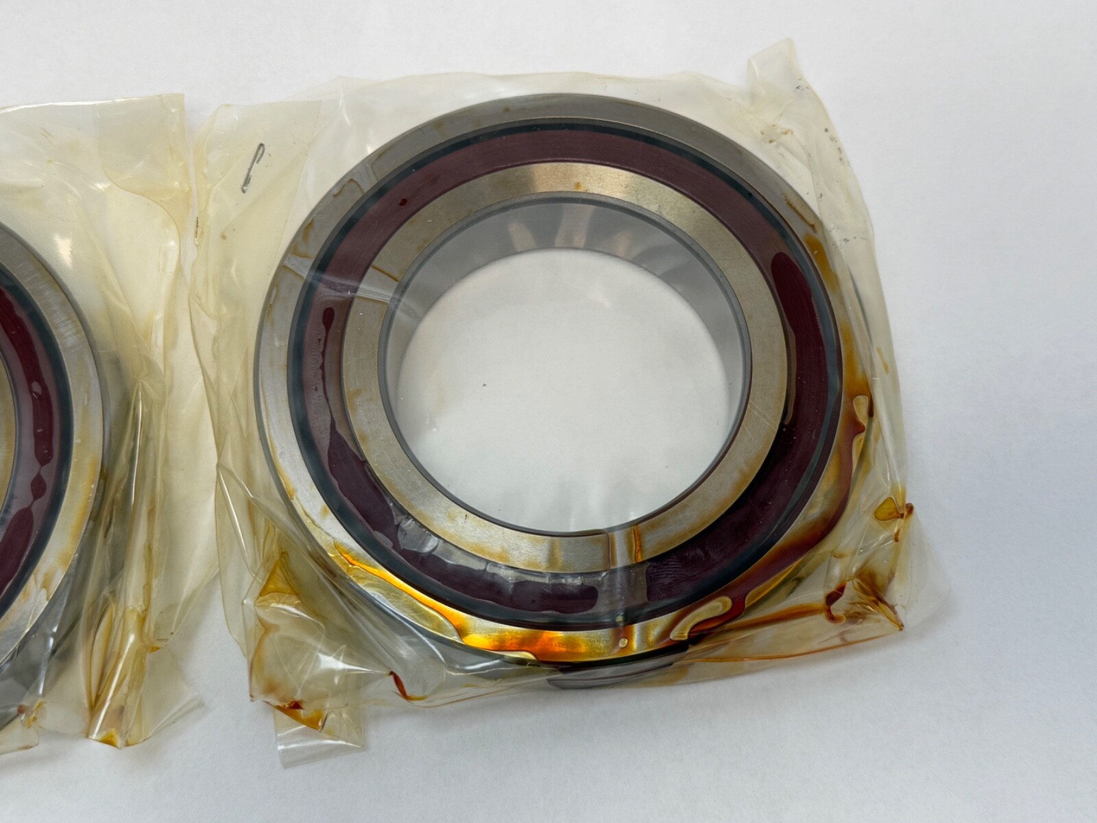 NDH Q20215DTX5A Angular Bearing 7215C Q-20215-DTX-5A 75x130x25 mm