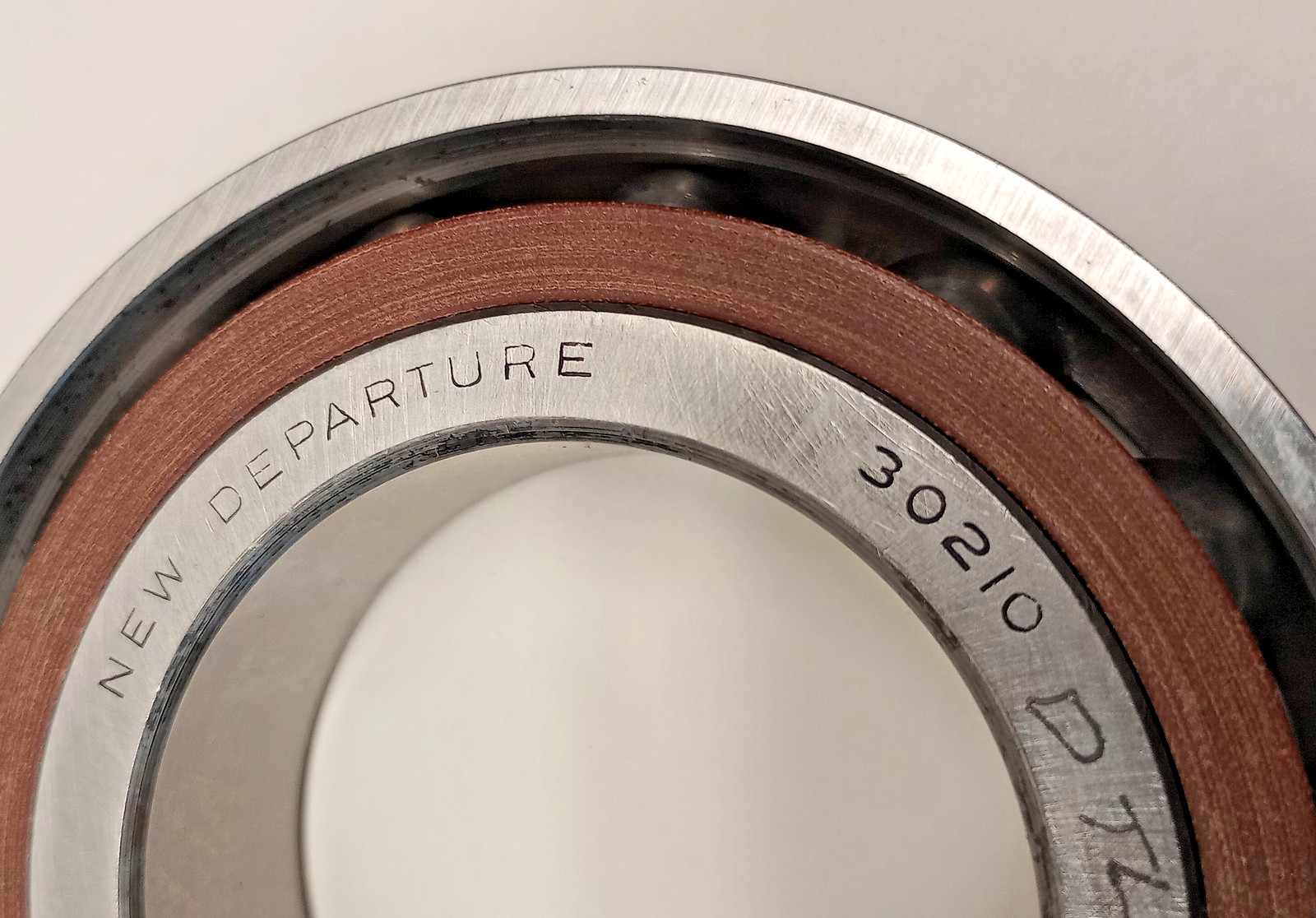 New Departure NDH UQ30210 Angular Contact USA Bearing 50x90x20mm ref# 7210B