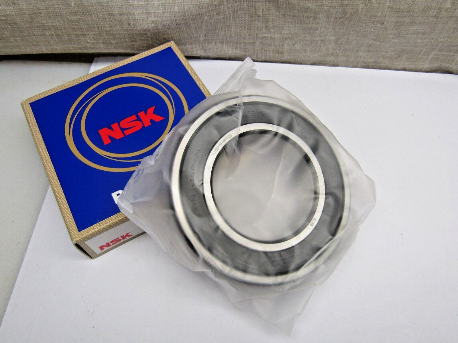 6210VV C3 50 X 90 X 20 Sealed Bearing NSK