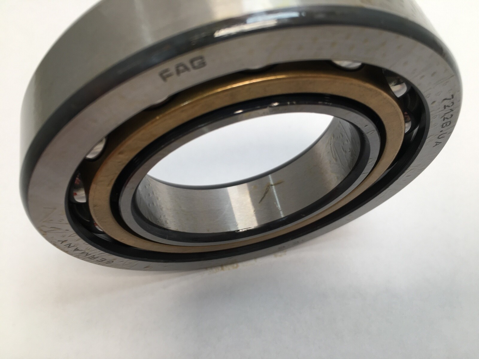 FAG 7212B.MP.UA Angular Contact Bearing 60x110x22 mm 7212 7212B-MP-UA Germany