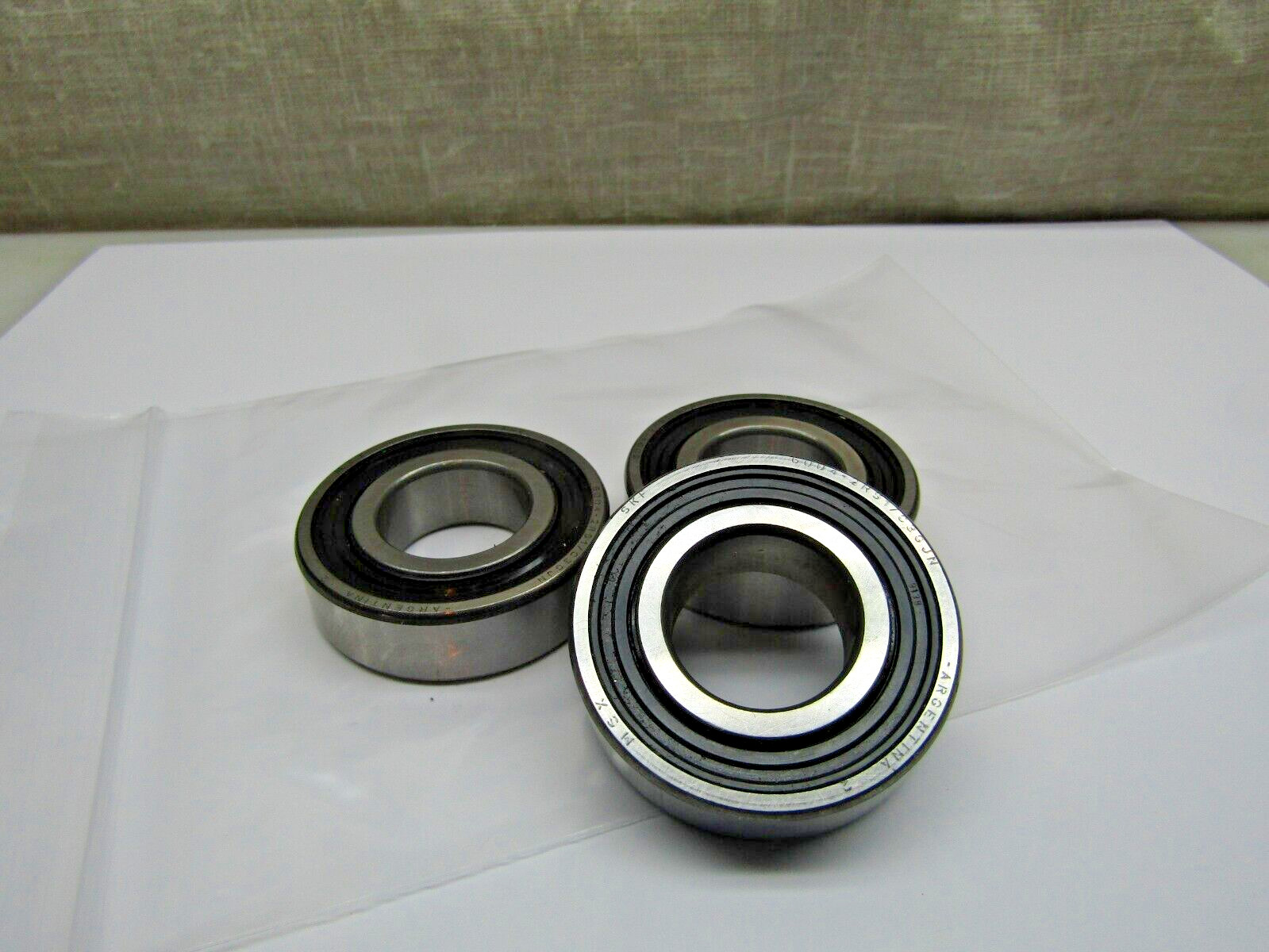 (Lot of 3) SKF 6004-2RS C3 20 mm X 42 mm X 12 mm Sealed Bearing