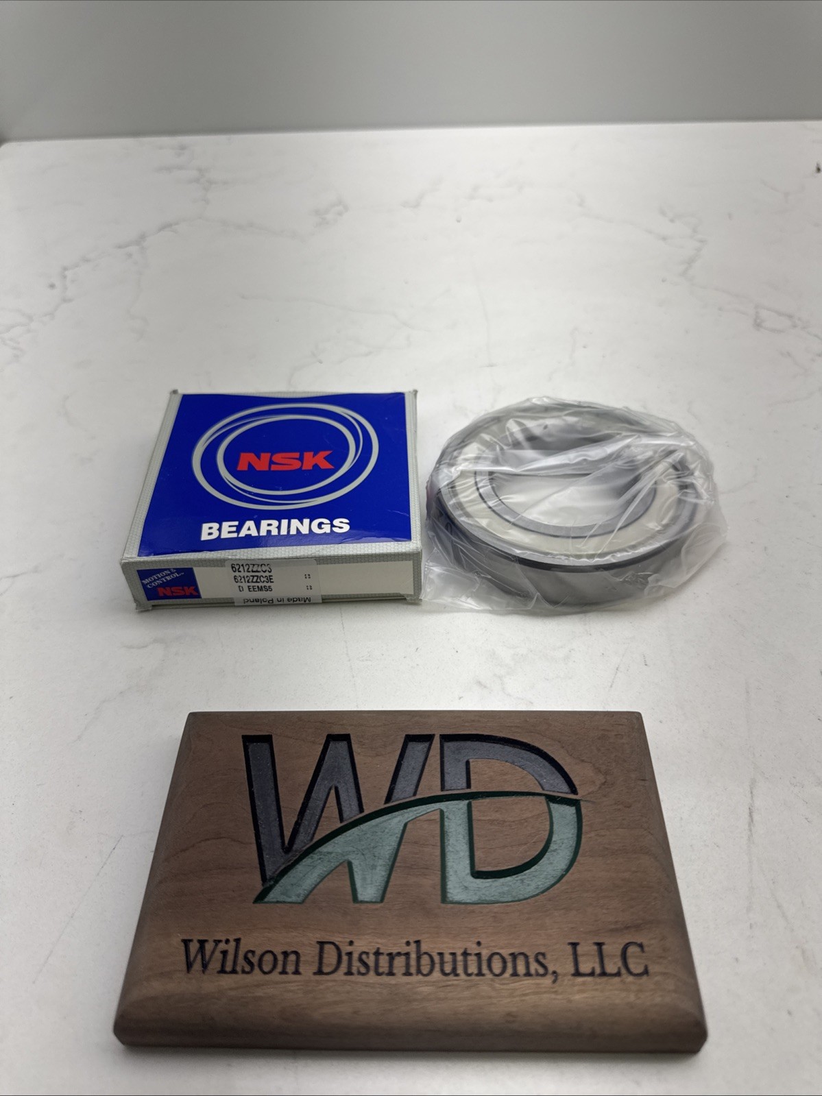 NEW IN BOX! NSK SEALED BALL BEARING 6212VVC3E