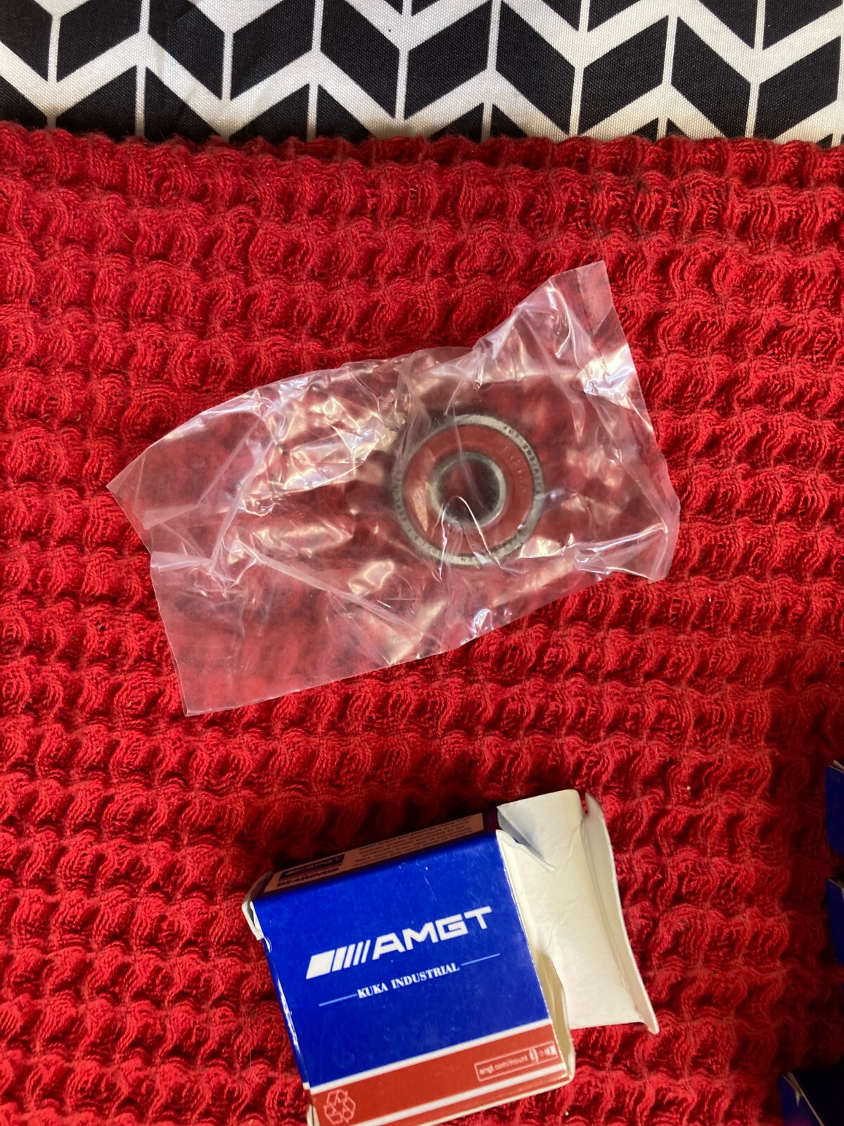 amgt 609-2rs/p5c3 bearing lot of 5