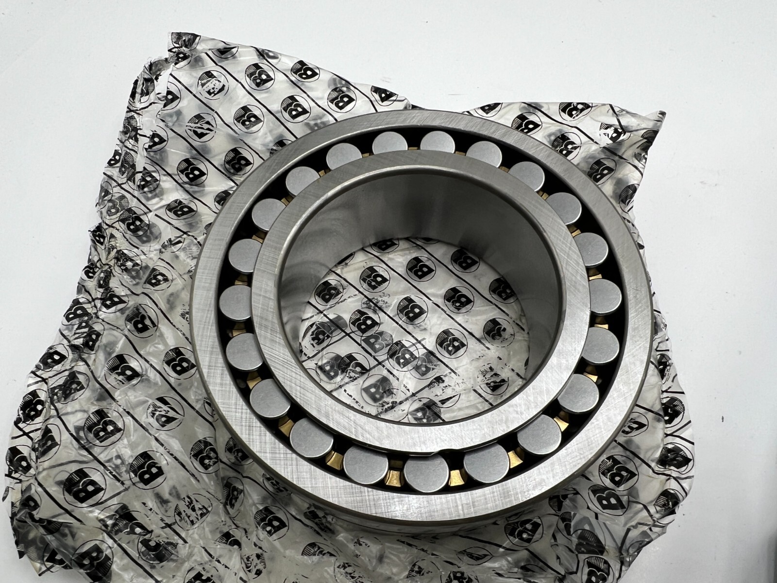 Genuine BL Double Row Spherical Roller Bearing 23120 CAM/C3W33 Silver