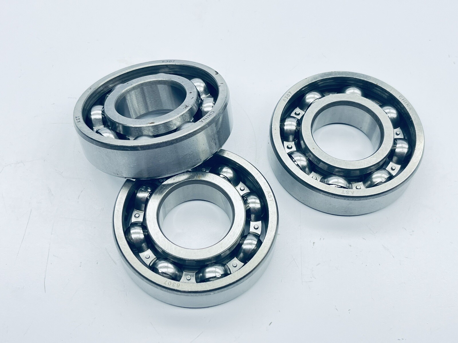 LOT OF 3 FAG 6307 DEEP GROOVE BALL BEARING 35mm-ID 80mm-OD 21mm-W