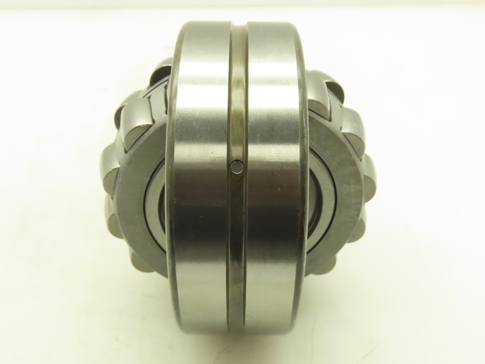 NSK Spherical Roller Bearing Bore Dia. 2.5591″ Outside Dia. (In.) 5.5118 140mm