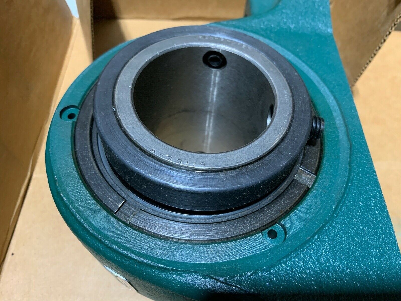 ZP-211W REX Rexnord 2 Bolt Pillow Block Bearing Unit 2 11/16″, NOS