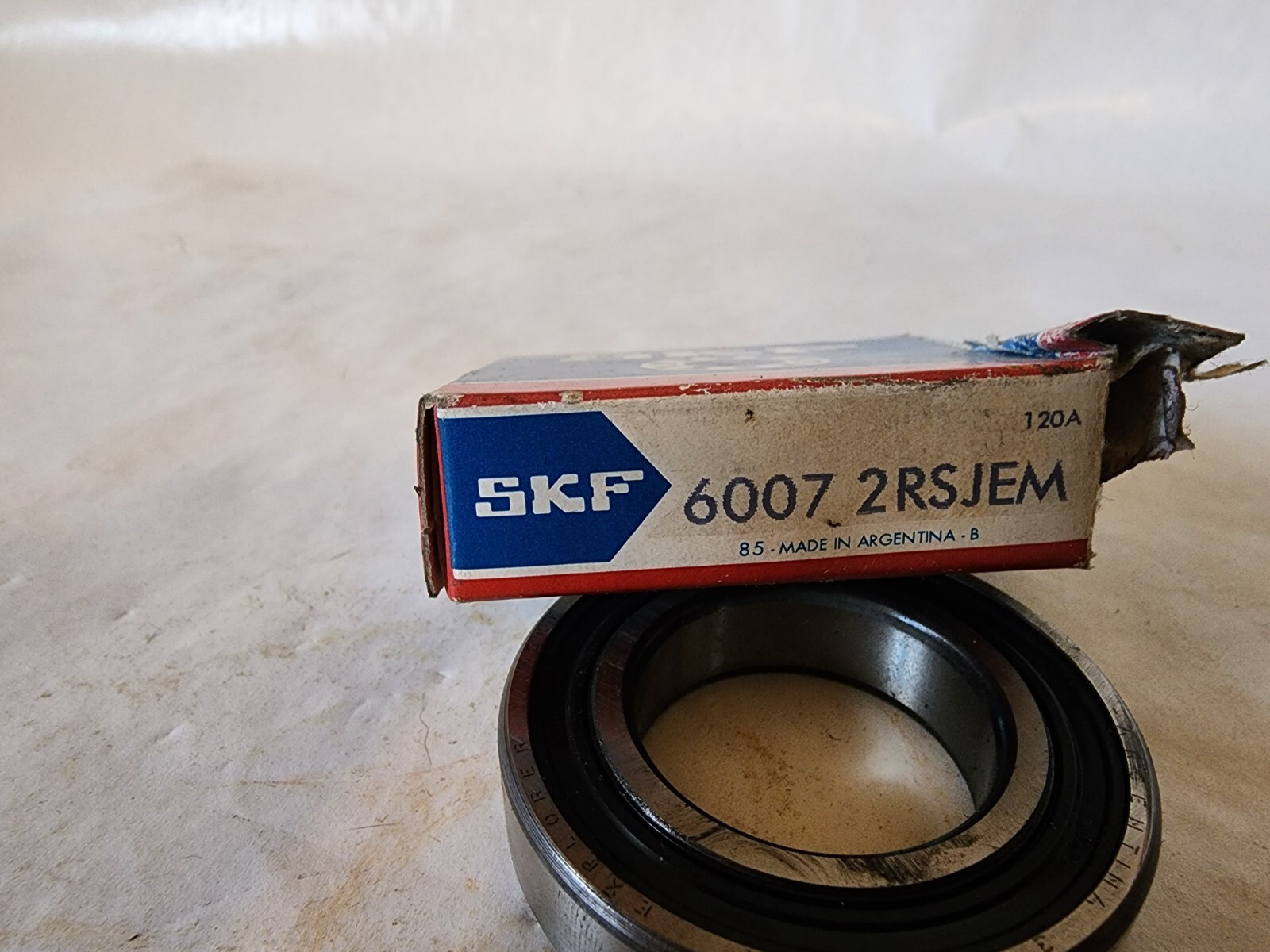 SKF Explorer 6007-2RSJEM Radial/Deep Groove Ball Bearing