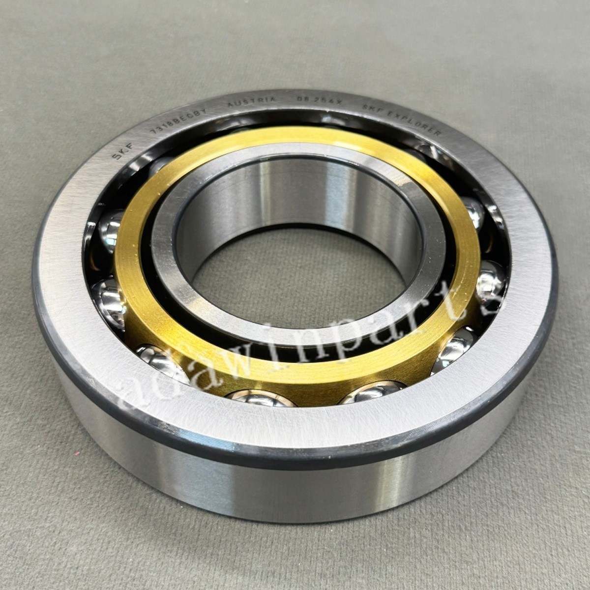 NEW Angular Contact Ball Bearing 7318 BECBY for SKF 90 X 190 X 43mm