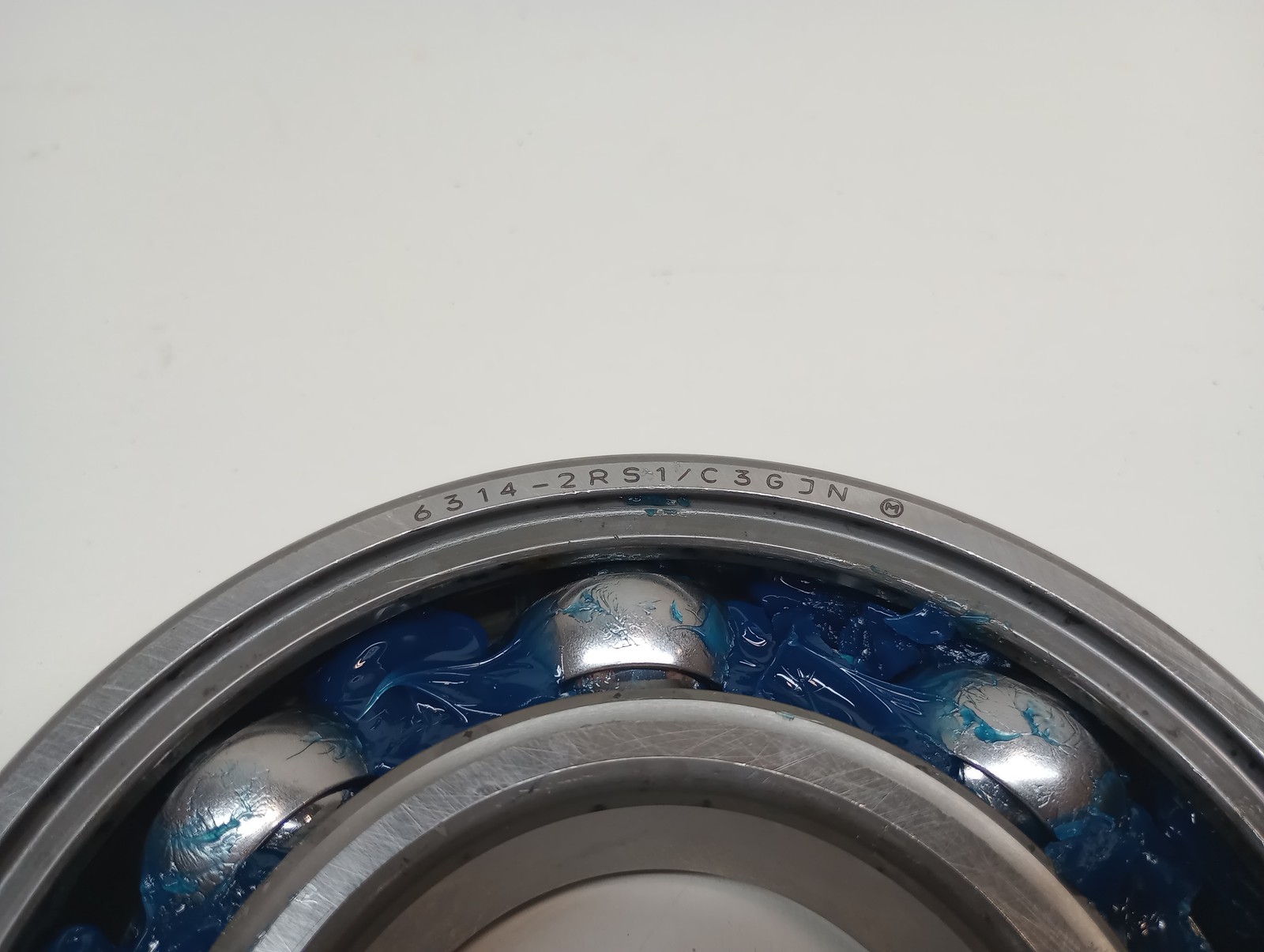 SKF 6314-RS1/C3GJN Deep Groove Single Seal Ball Bearing 150mm x 70mm x 35mm