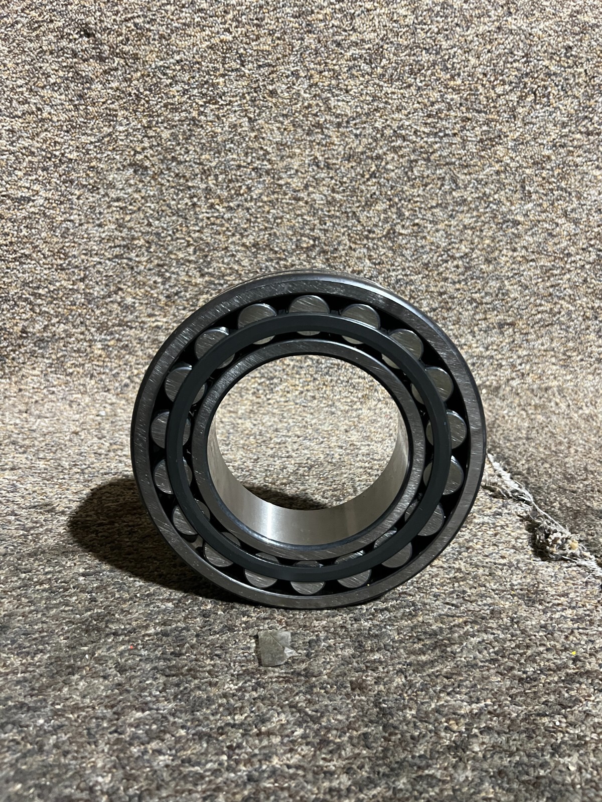 FAG 22226-E1-XL-K-C3 Spherical Roller Bearing Width 64mm ID 130mm OD 230mm