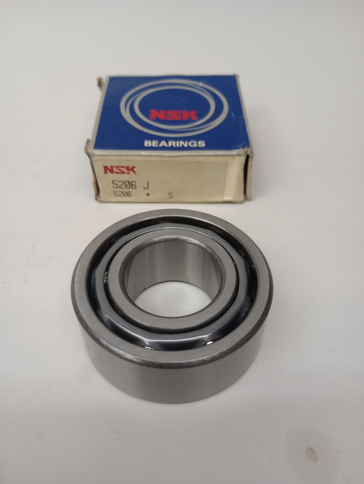 NSK 5206 J Angular Contact Ball Bearing 30 X 62 X 0.9375in Double Row