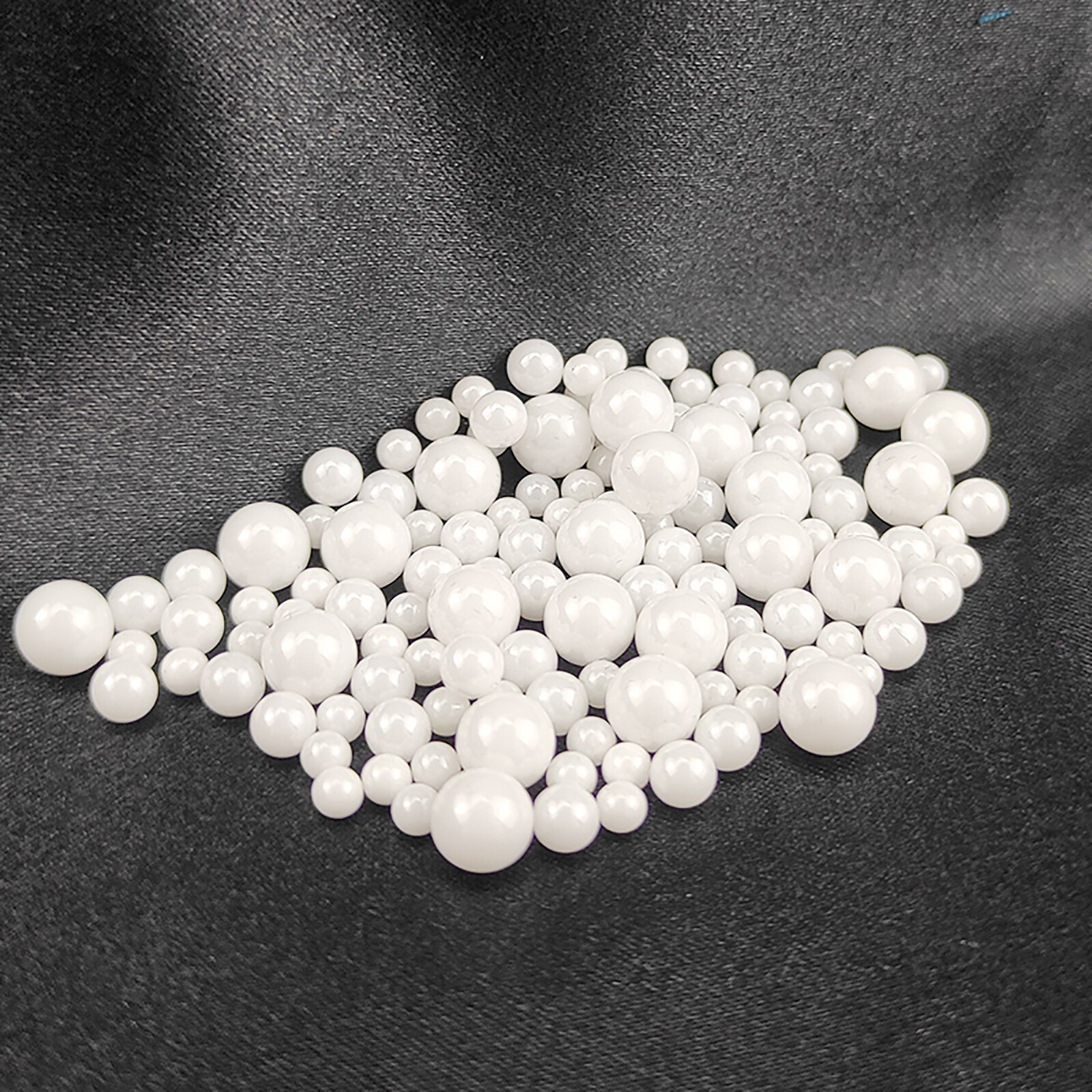 Ceramic Bearing Balls 0.8mm – 5mm Dia ZRO2 Zirconium Oxide Ball G10 Precision
