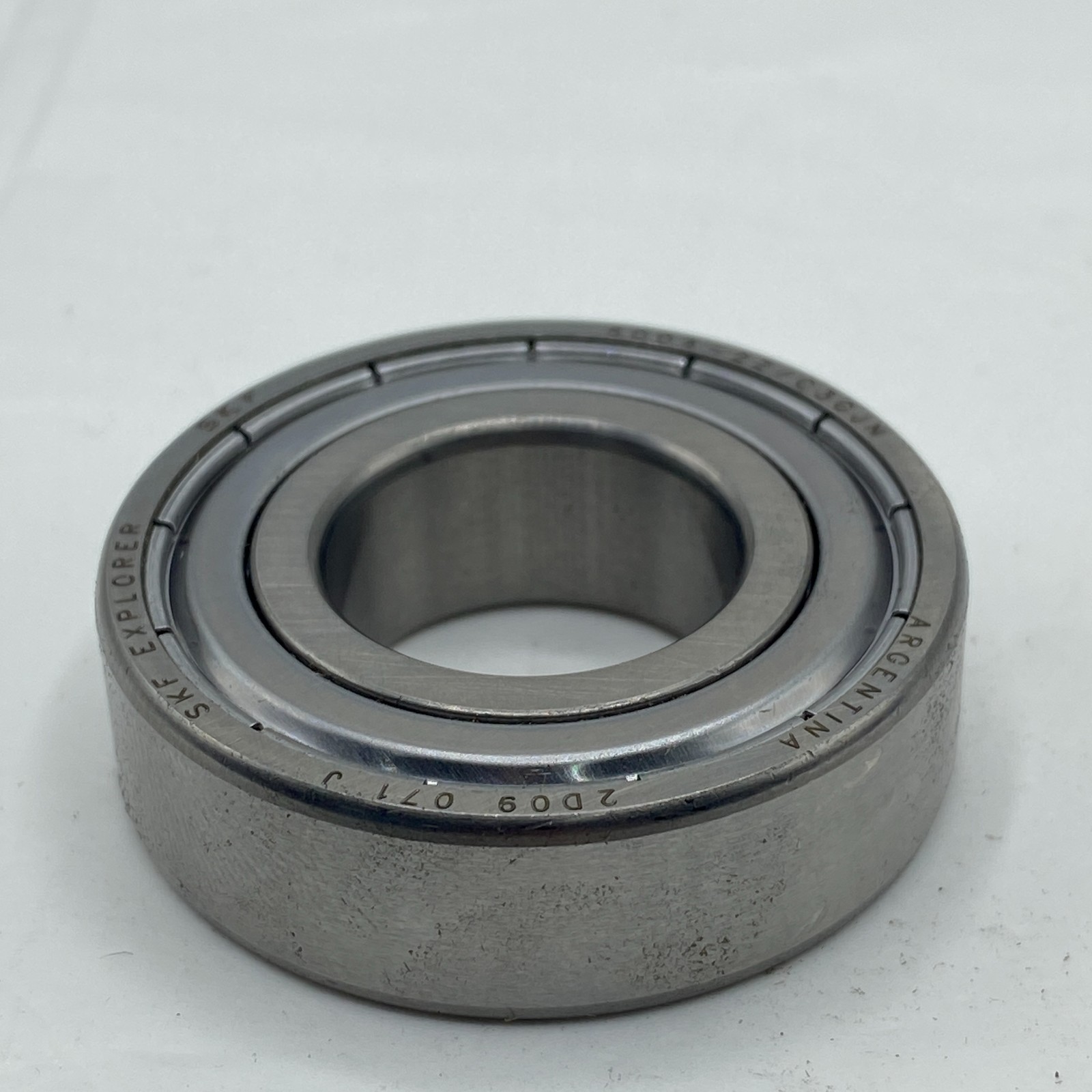 SKF 6004-2Z/C3GJN DEEP GROVE BALL BEARING, SKF EXPLORER, 2DO9 071 J