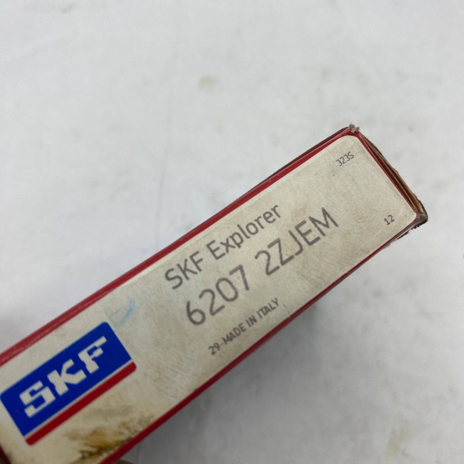 SKF EXPLORER 6207-2Z/C3GJN RADIAL/DEEP GROOVE BALL BEARING 6207 2ZJEM NEW