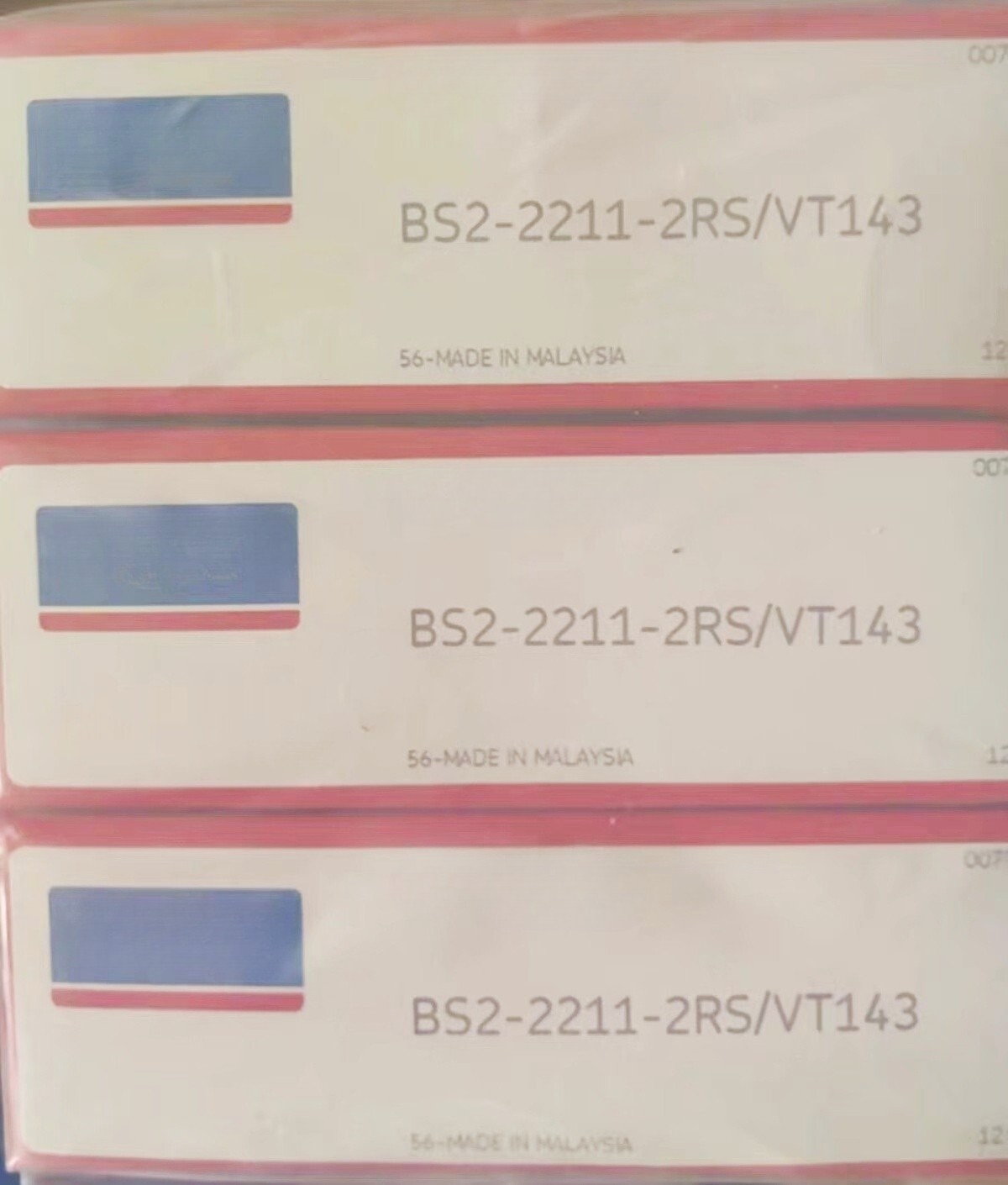 1PC BS2-2211-2RS/VT143 spherical roller bearing New