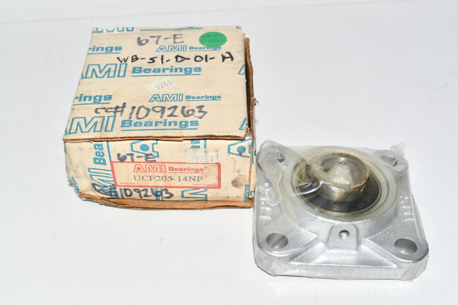 NEW AMI Bearings UCF205-14NP Flange-Mount Ball Bearing Unit – 7/8 in Bore, 4-Bol