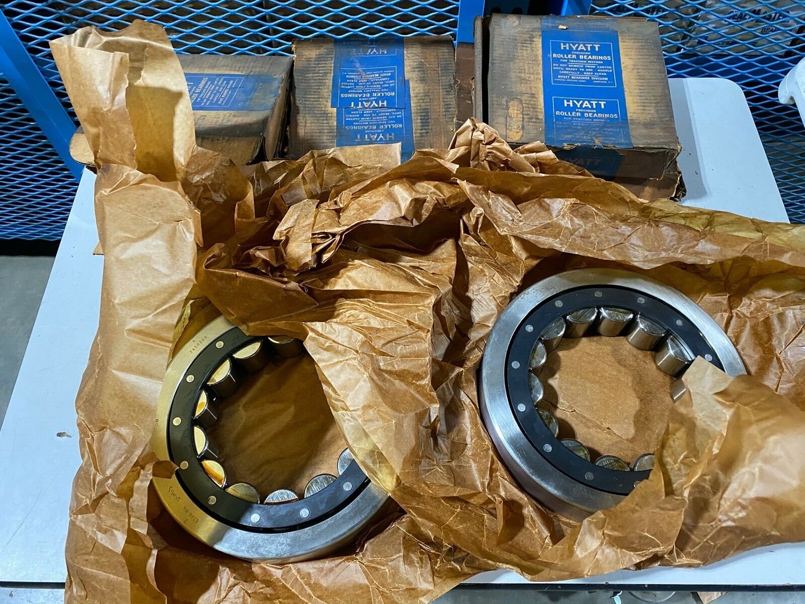 One (1) Hyatt Delco Cylindrical Roller Ball Bearing 0326-WA, 7450289 11″OD, NOS