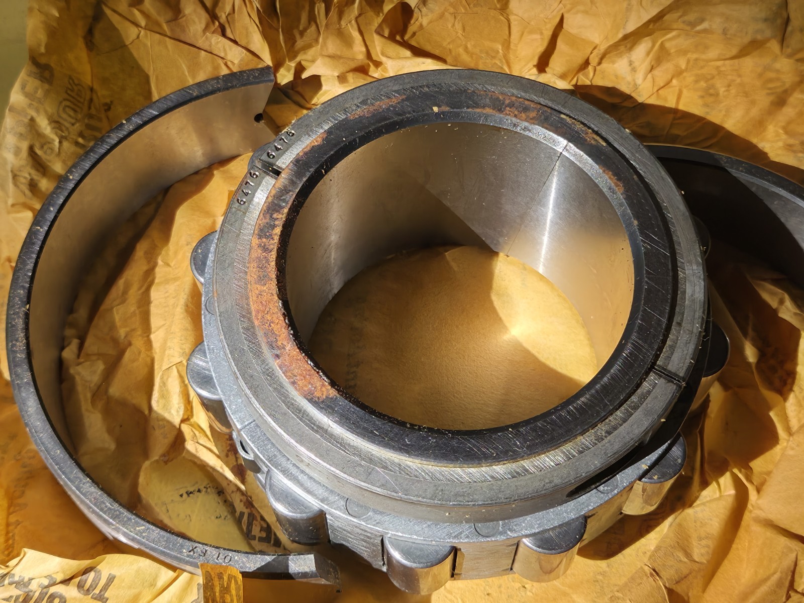 Cooper 01B215EX Split Roller Bearing 2-15/16″ Bore