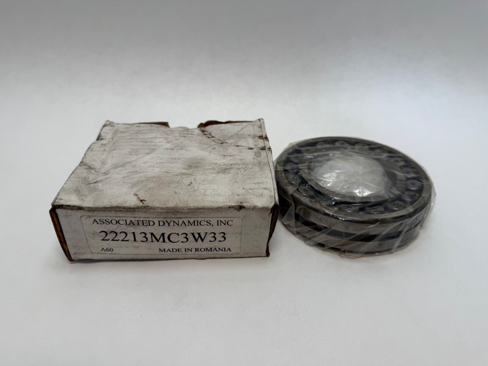 IMP 22213MC3W33 Spherical Bearing 22213-M-C3-W33 22213BR 22213MB 65x120x31 mm