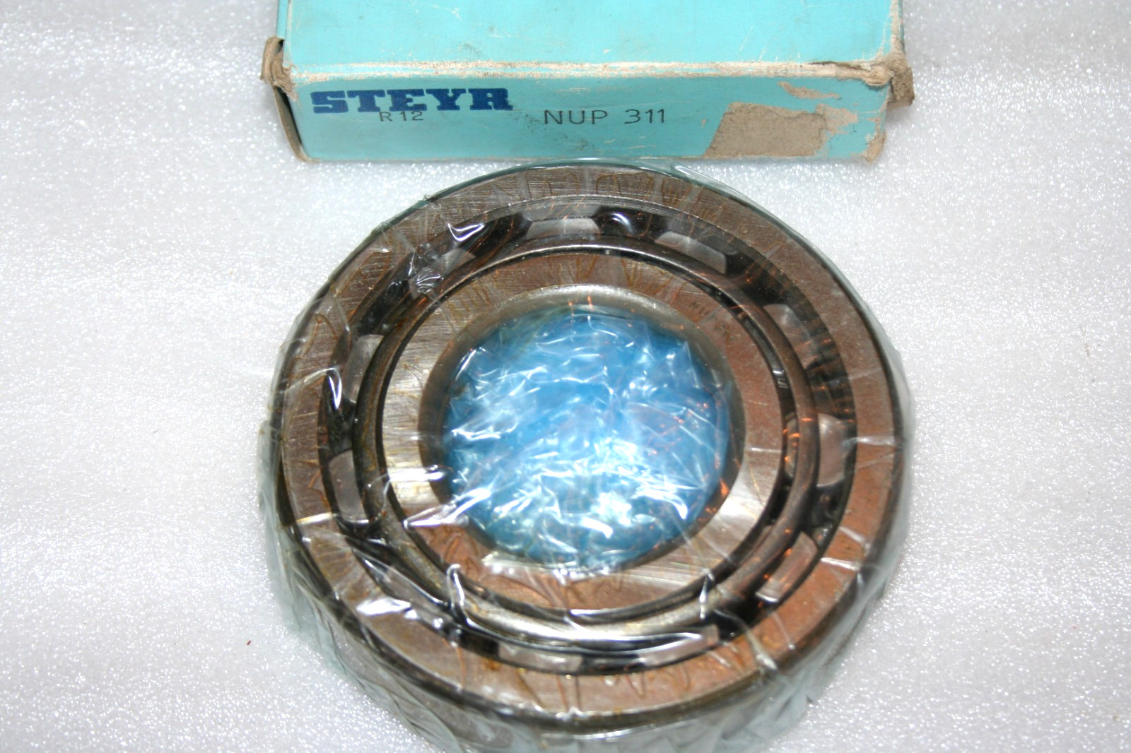 STEYR NUP-311 Cylindrical Roller Bearing NUP311 * NEW *