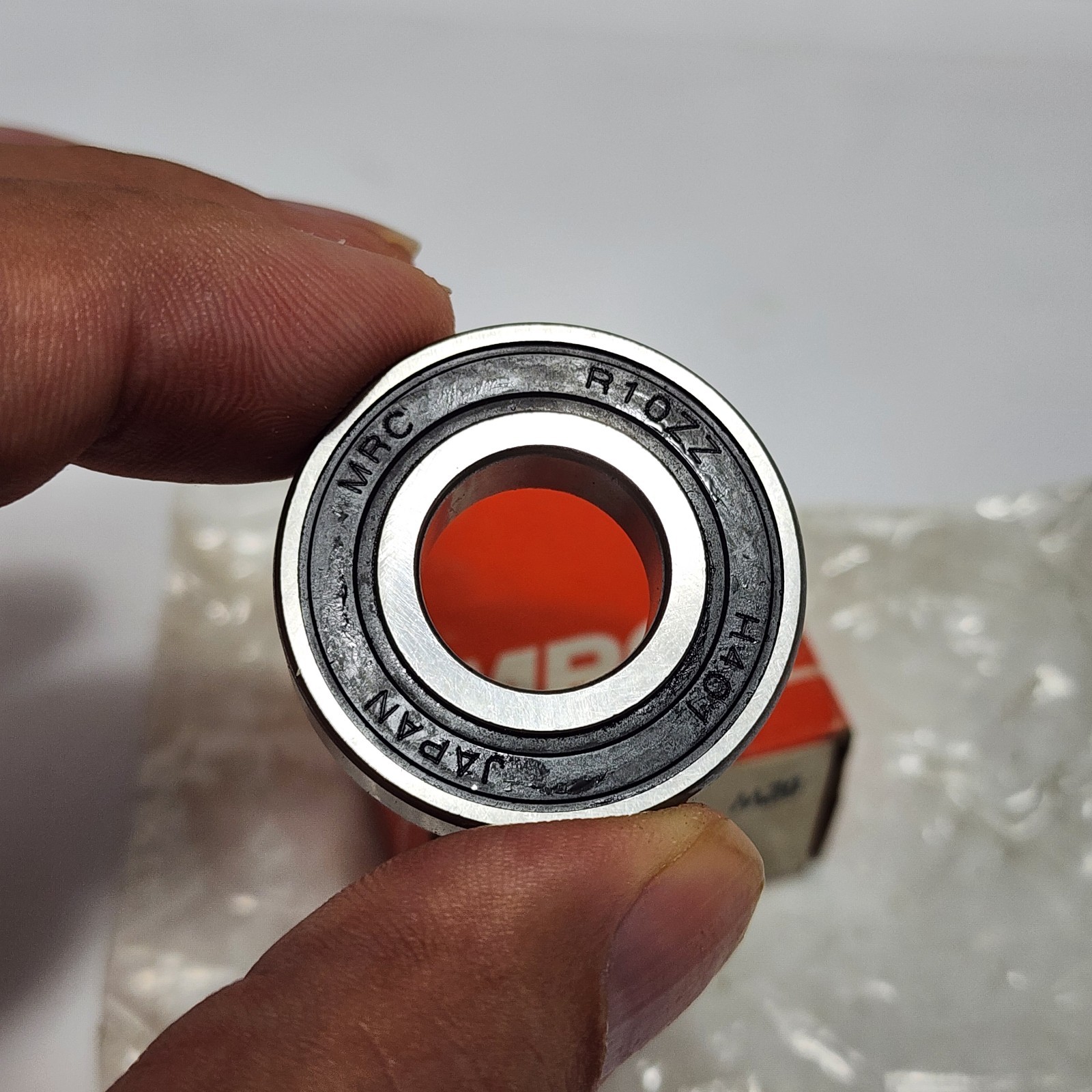 MRC R10ZZ / R 10 ZZ H401 Ball Bearing 0.6250 in ID, 1.3750 in OD, 0.3438