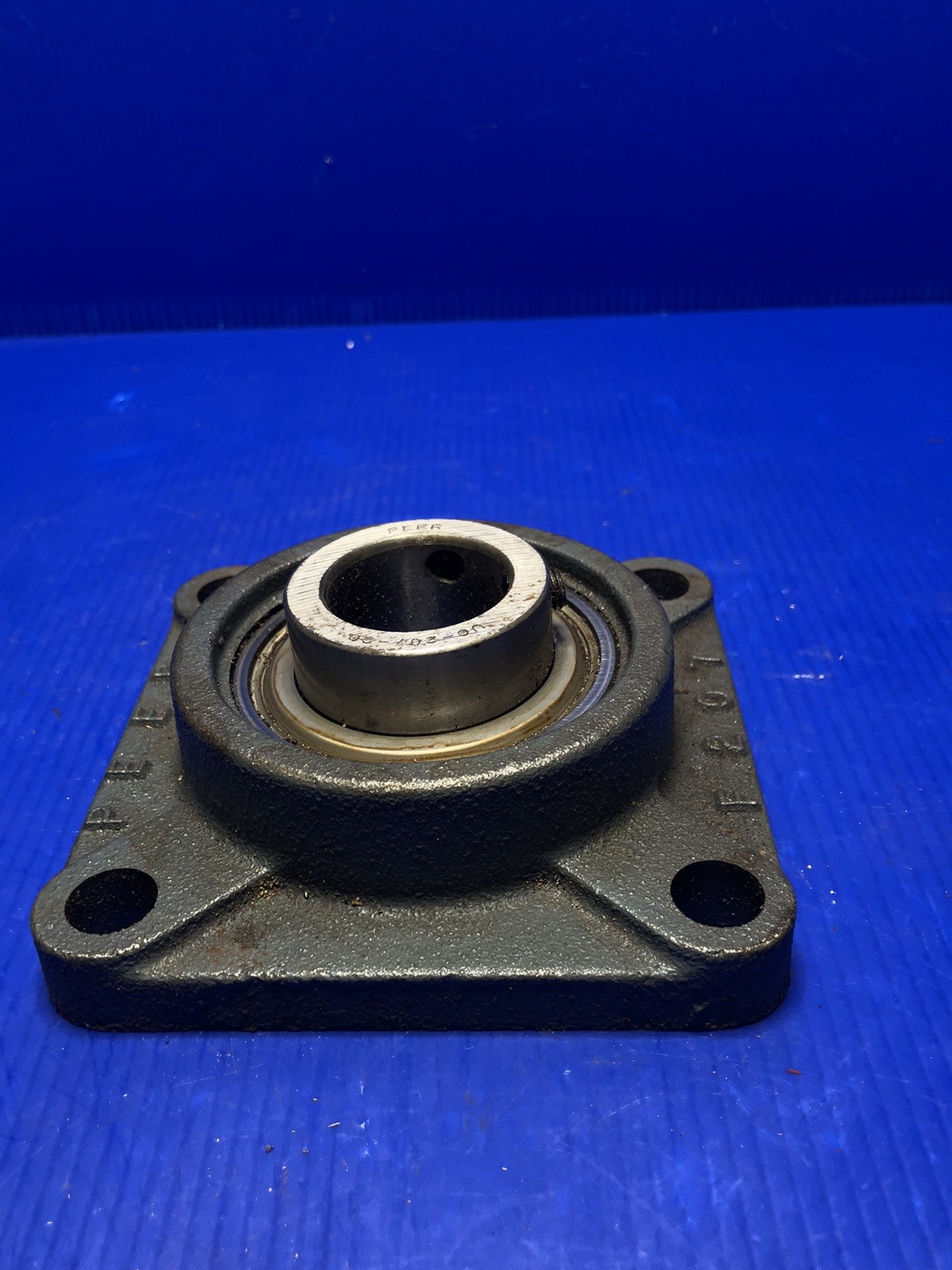 UC207-20 PEER FOUR BOLT FLANGE BEARING BEARING 1-1/4” BORE