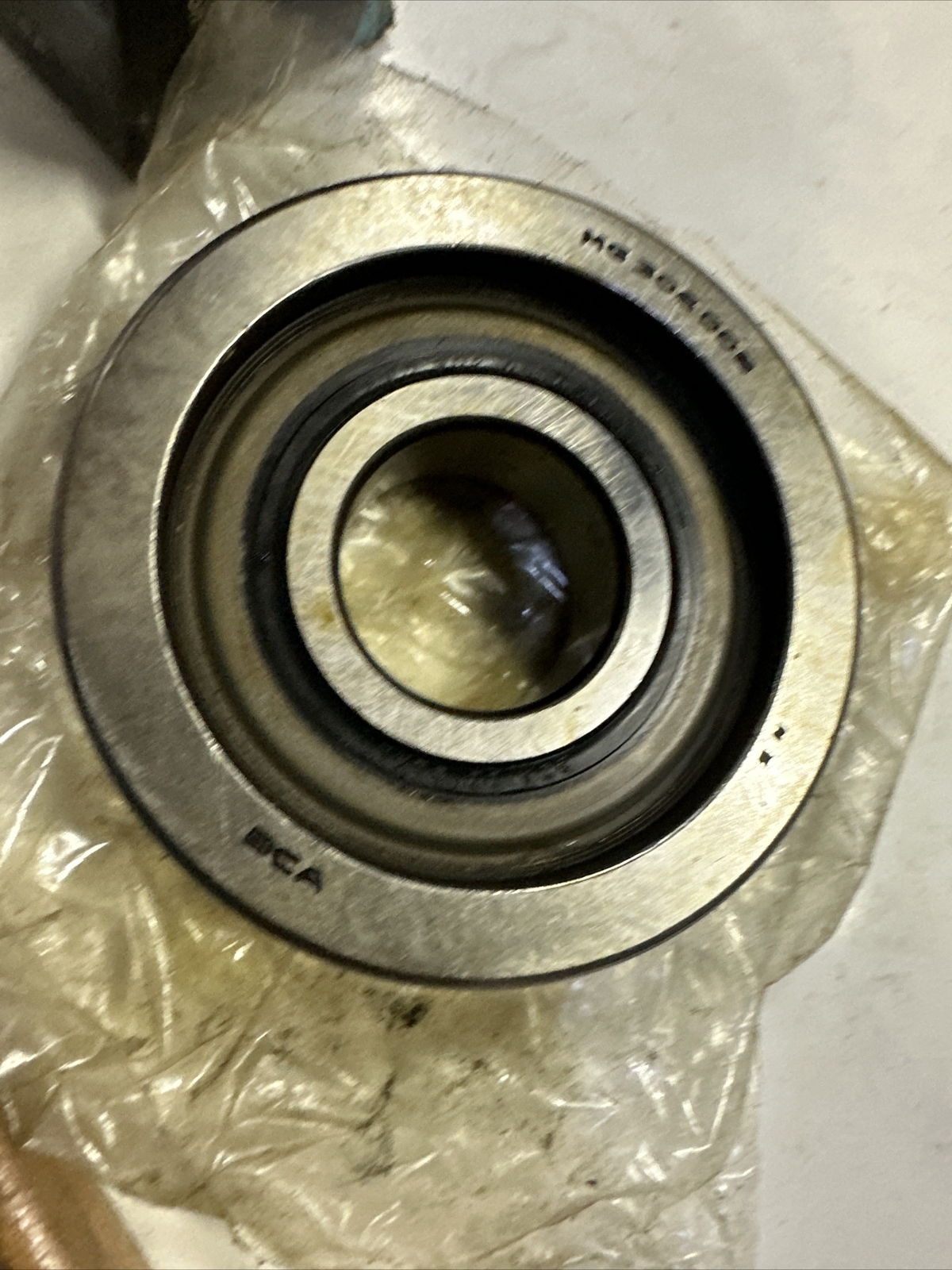 Federal Mogul MG 306 DDB Mast Roller 306-DDB Rounded Edge Guide Bearing
