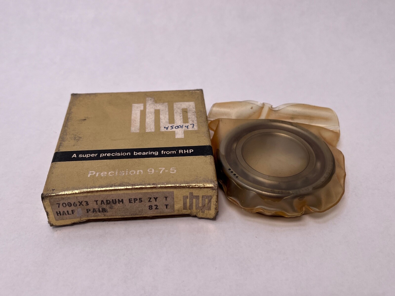 RHP 7006ETDUMP5-1/2PR Bearing 30x55x13 mm 7006E 7006-E-T-DUM-P5 England