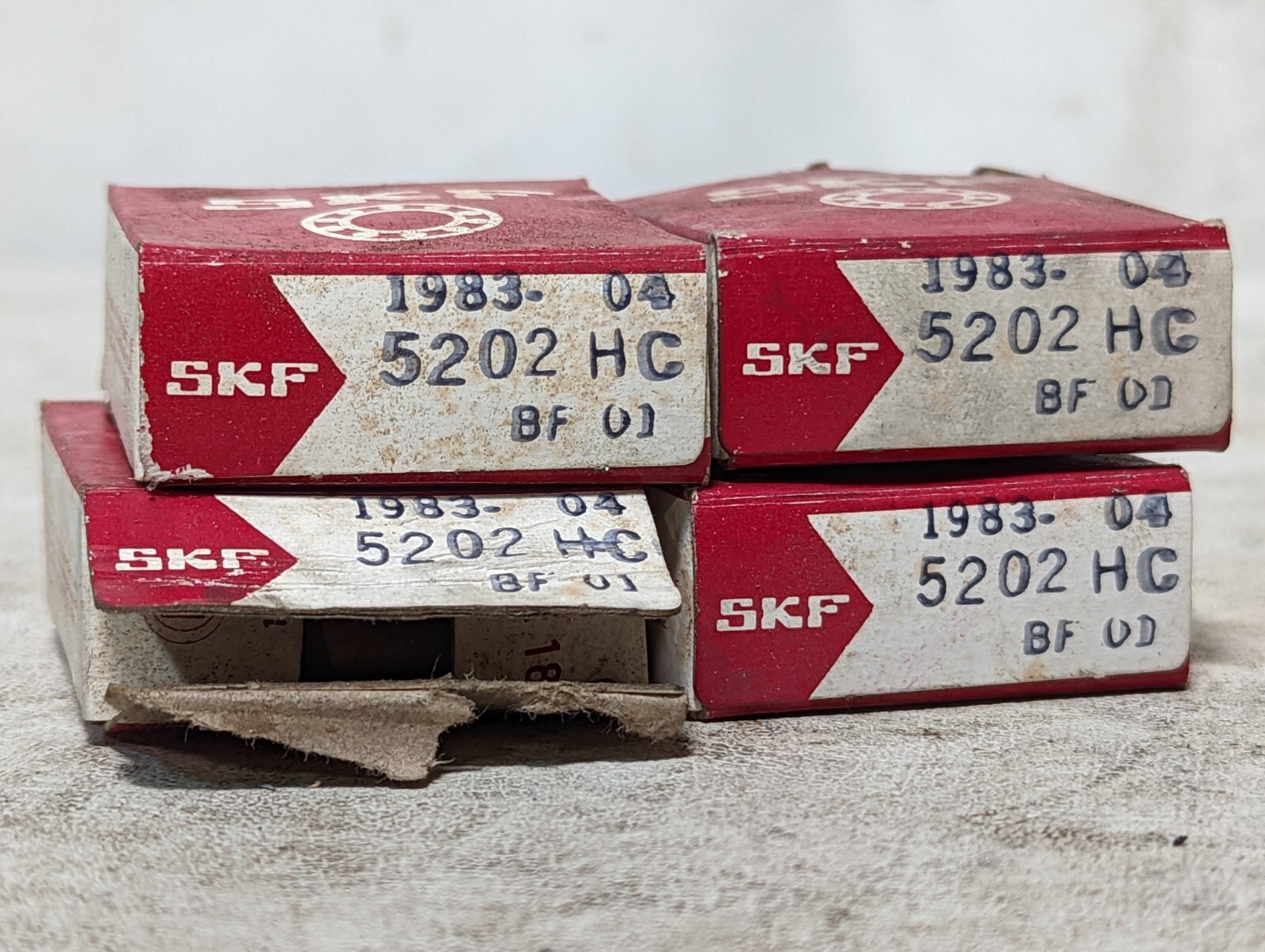 Lot of 4 SKF 5202HC single row ball bearings