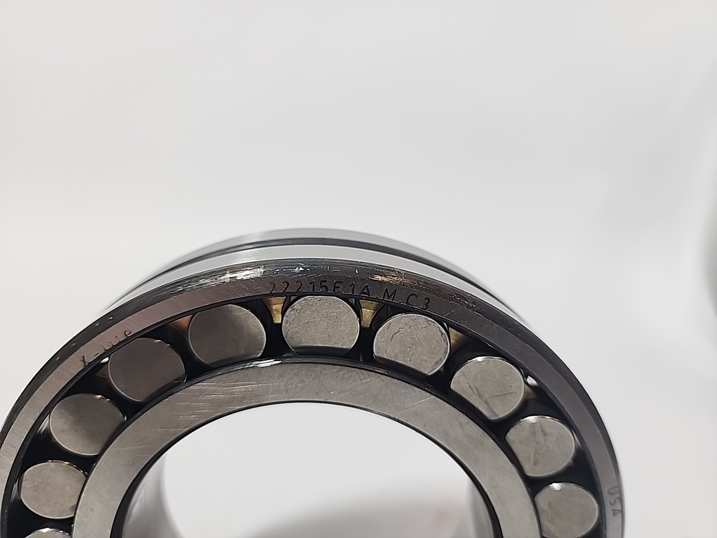 Fag 22215 E