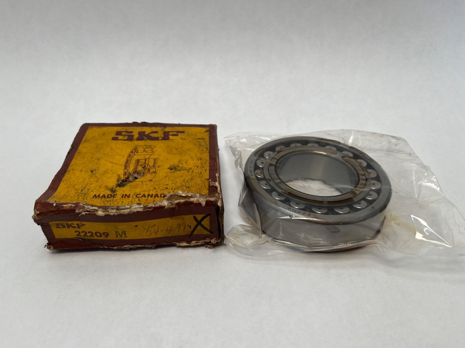 SKF 22209M Spherical Bearing 45x85x23 mm 22209 M Canada