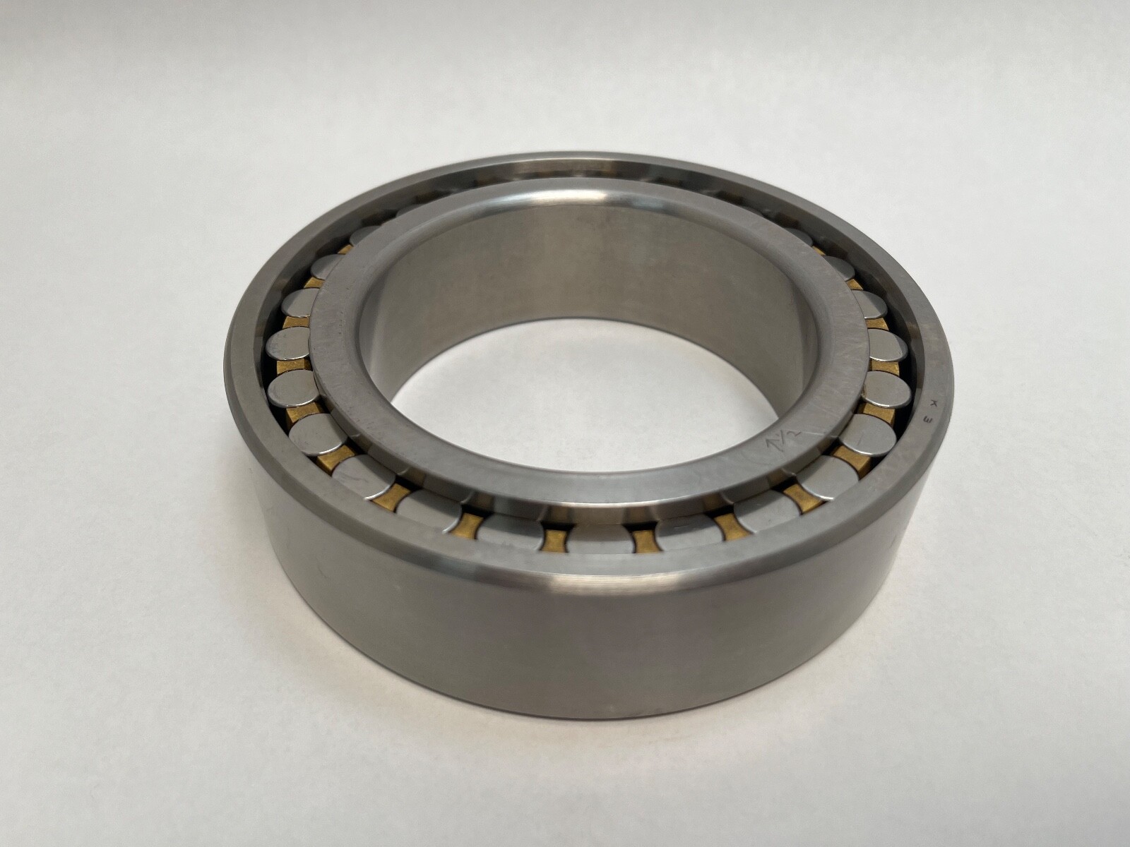 SKF NN-3018-KMC/C481 Bearing 90x140x37 mm NN3018 NN-3018-K-M-P5 C481 USA