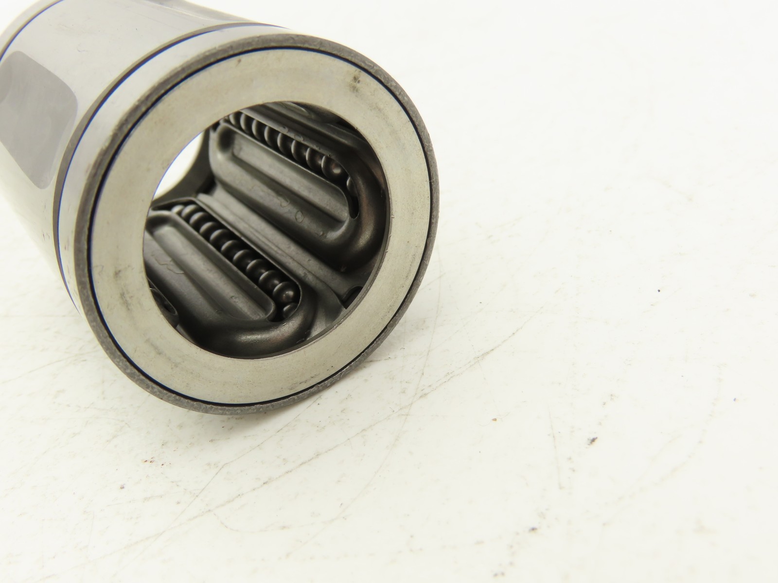 Thomson A162536 Linear Ball Bushing 1″ Shaft Dia 2.233″ OD x 2″ W Lot of 2