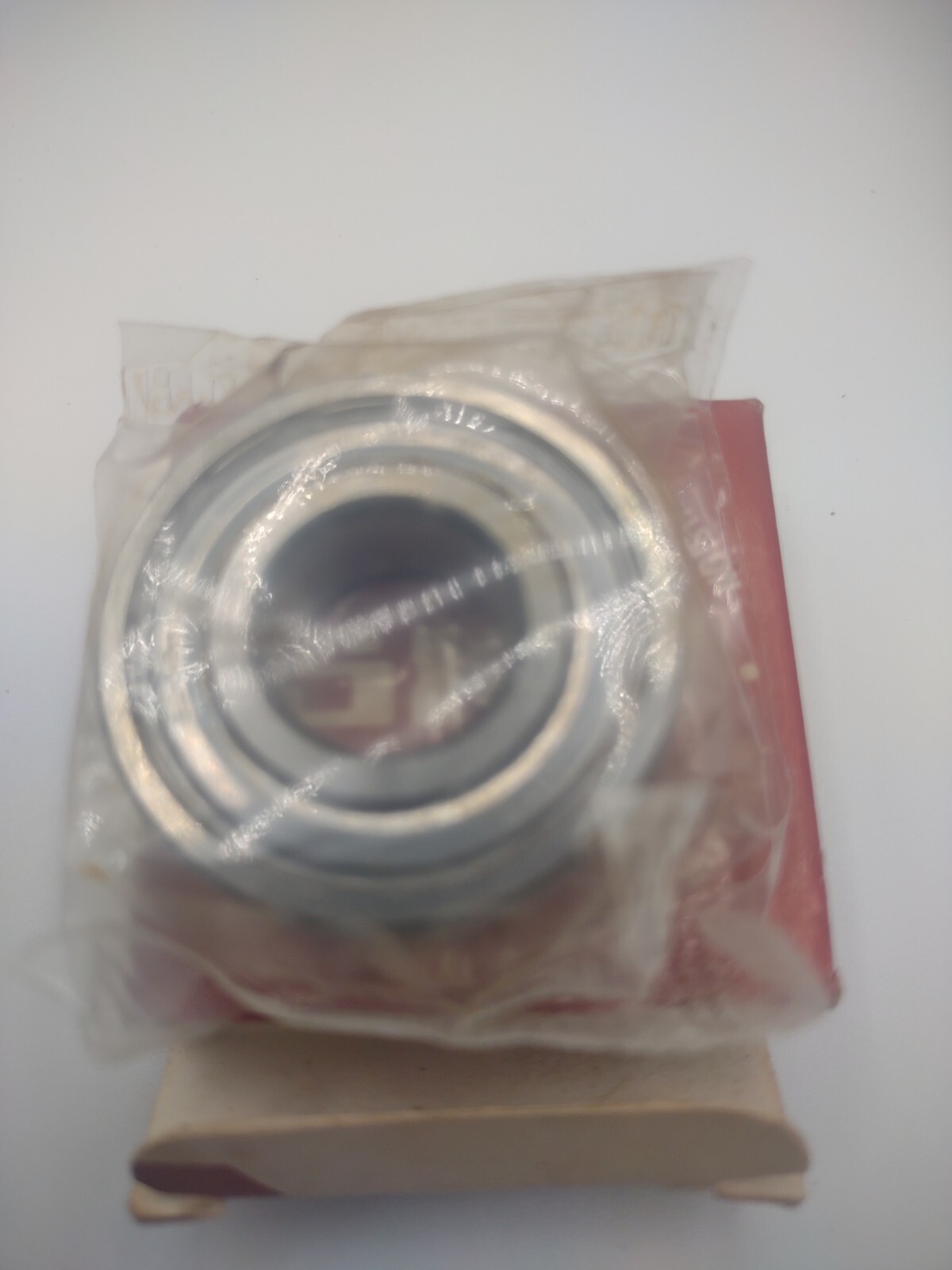Lot of (6) SKF 6202 2ZJEM Ball Bearings NOS