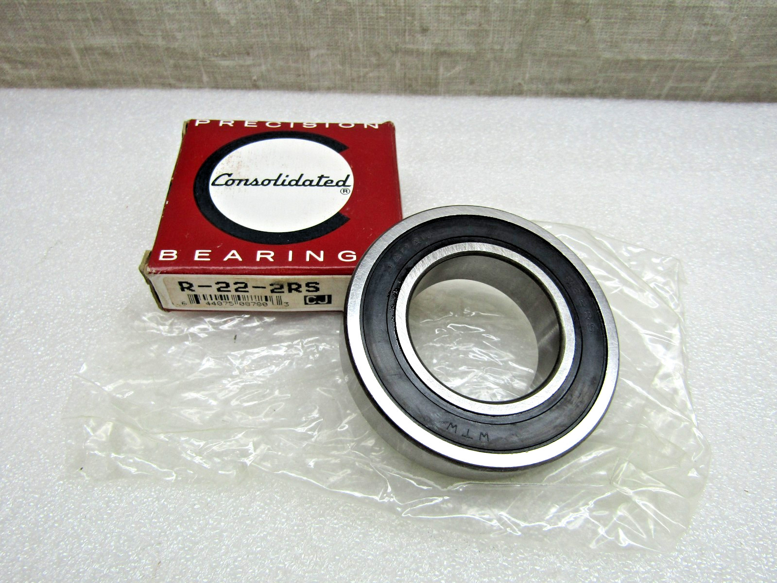 Consolidated WTW Japan R22-2RS 1-3/8″ X 2-1/2″ X 9/16″ Sealed Bearing