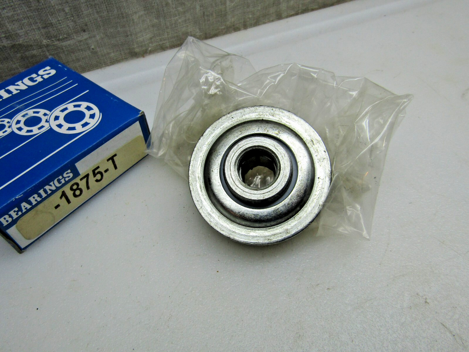 Frantz Conveyor Bearing 1875 1875T 7/16″ Hex Bore for 2″ Tube Roller 1.878″ OD