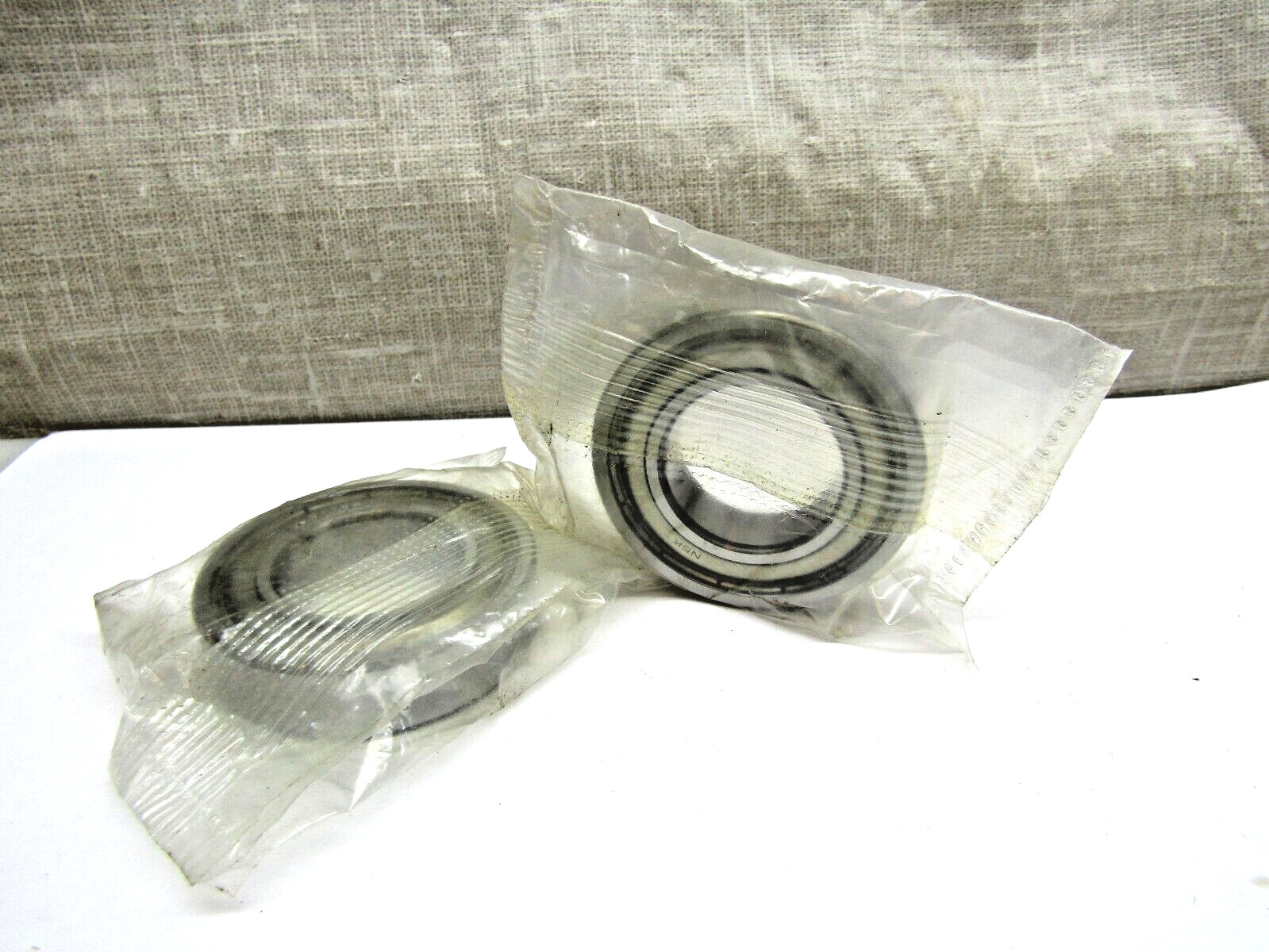 (Lot of 2) NSK 6005-ZZ 25mm X 47mm X 12mm Metal Shielded Bearing