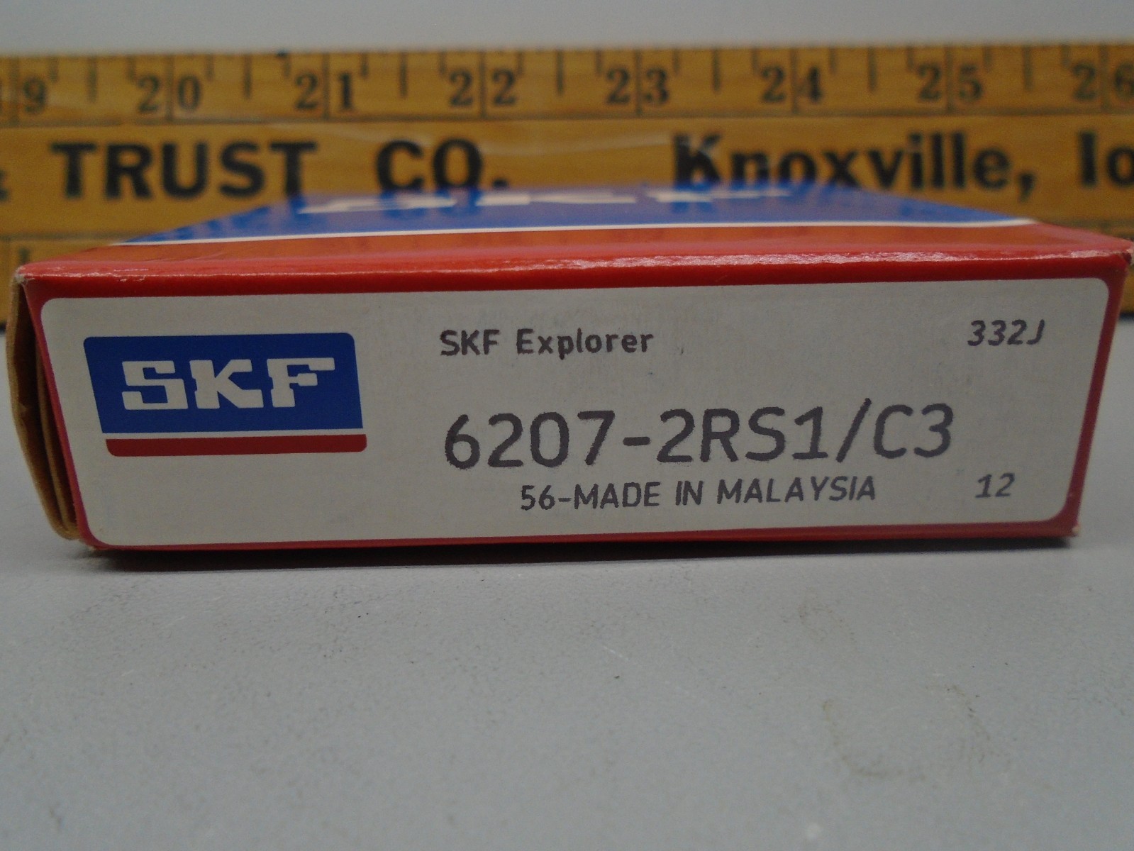New old Stock 6207-2RS1/C3 SKF Bearing N189