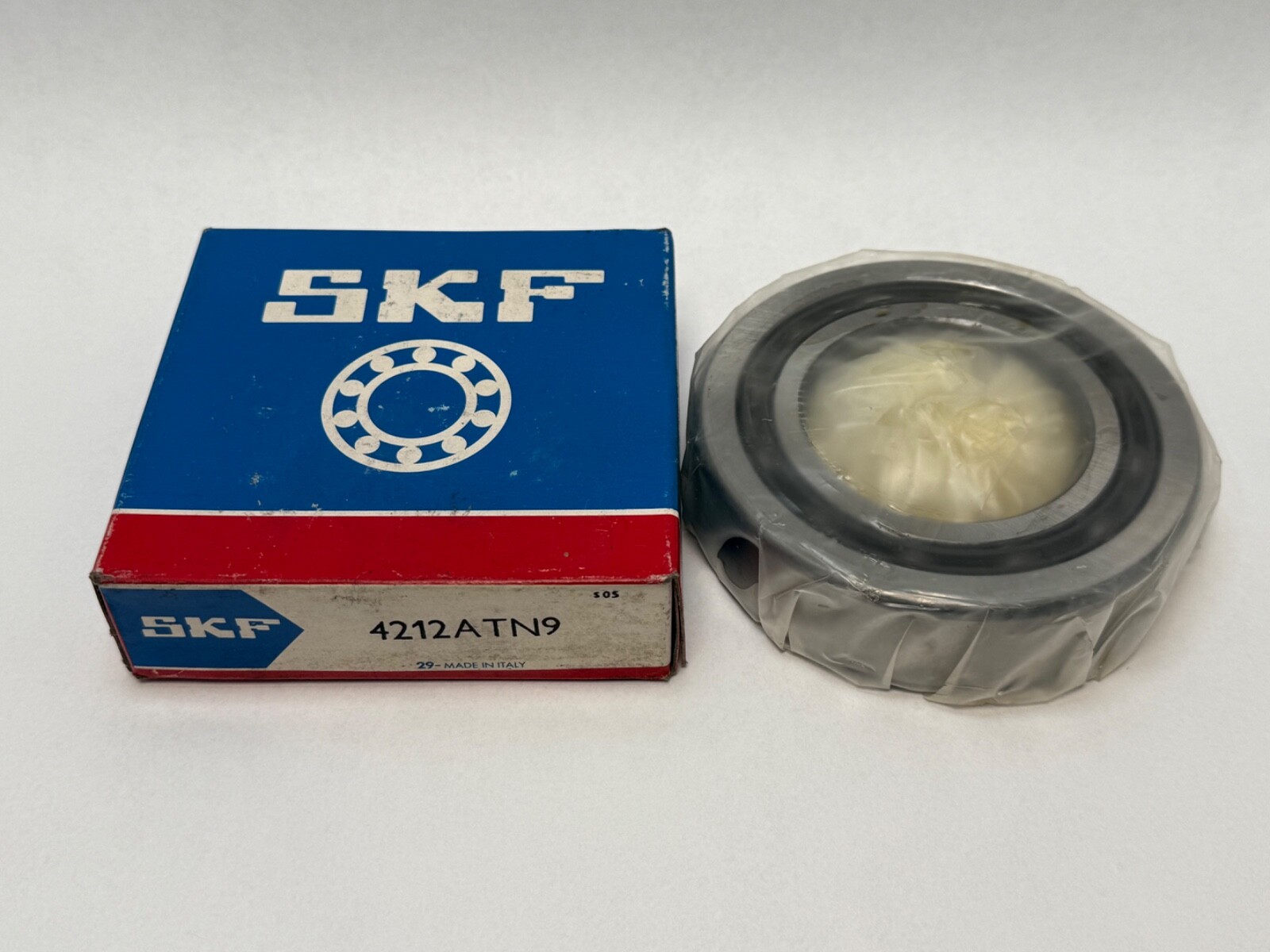 SKF 4212-ATN9 Double Row Deep Grove Bearing Open 4212ATN9 60x110x28 mm