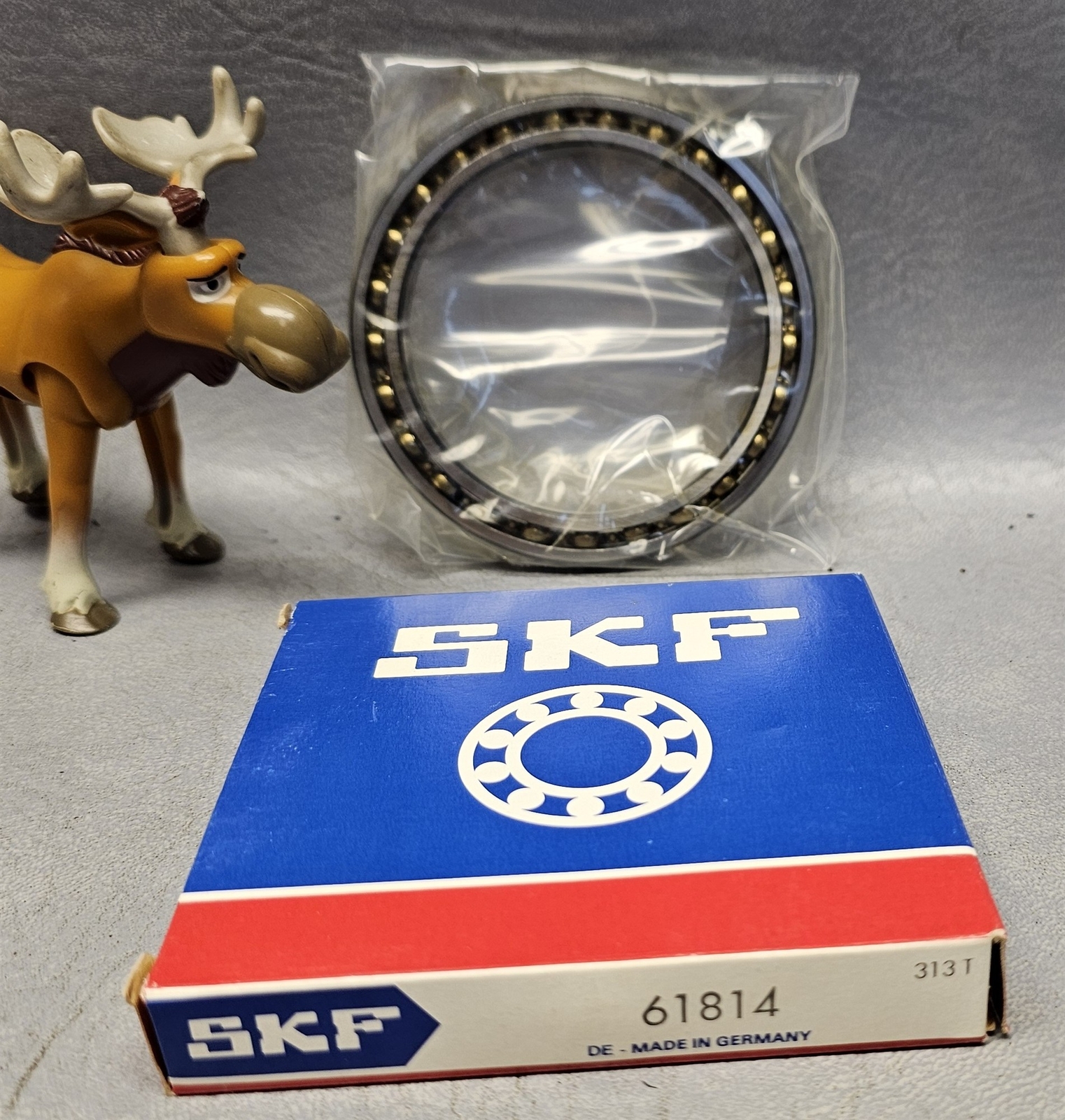61814 SKF Germany Thin Section Ball Bearing