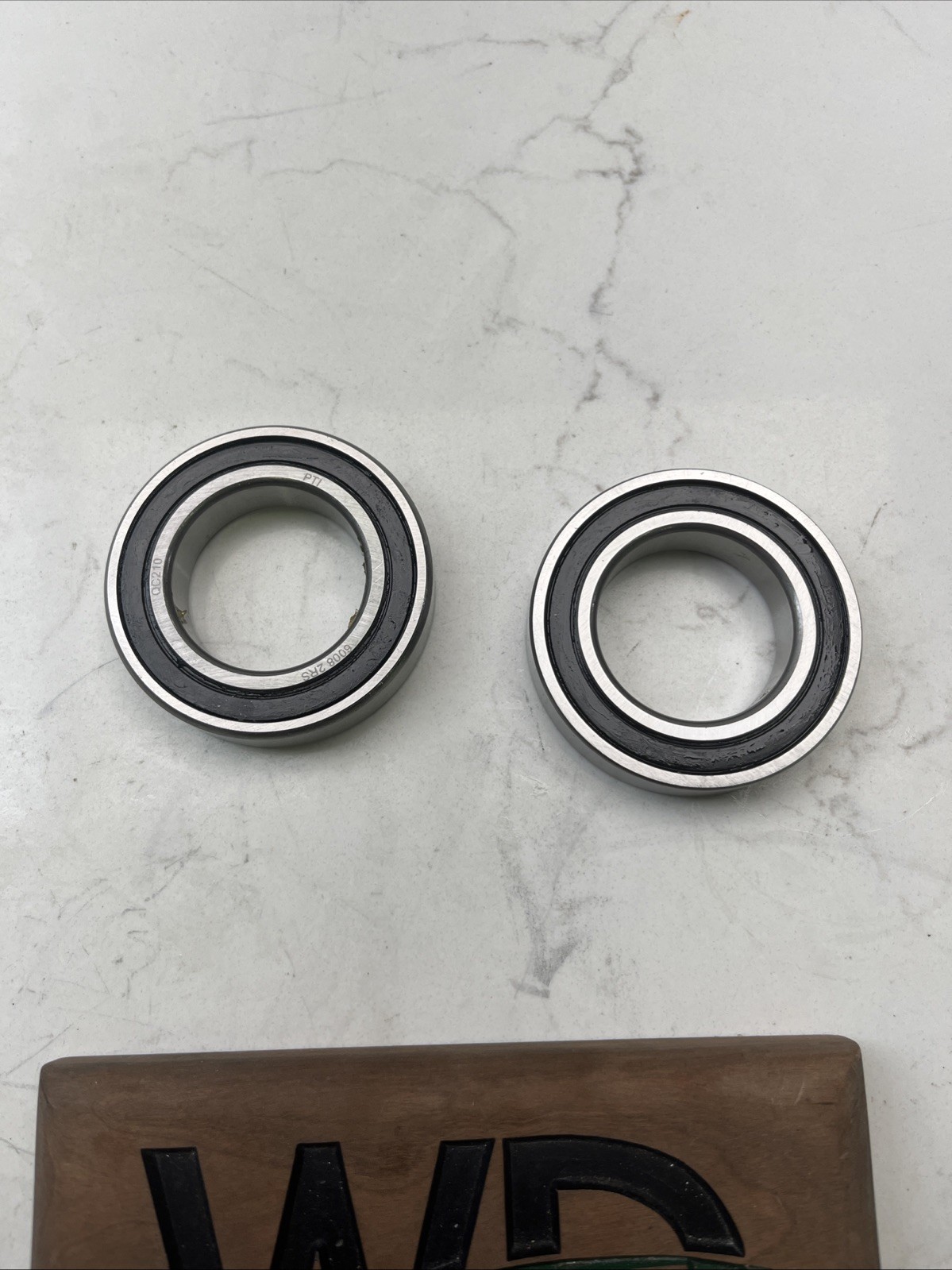 6008 2RS Ball bearing (Lot Of 2)