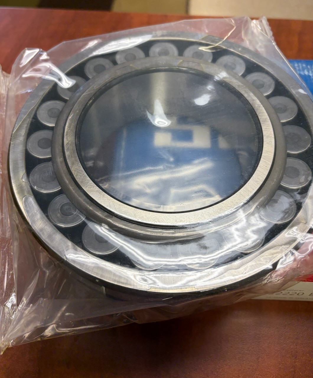 22220 E/C3 1PC NEW SKF 22220 E/C3 Spherical Roller Bearing