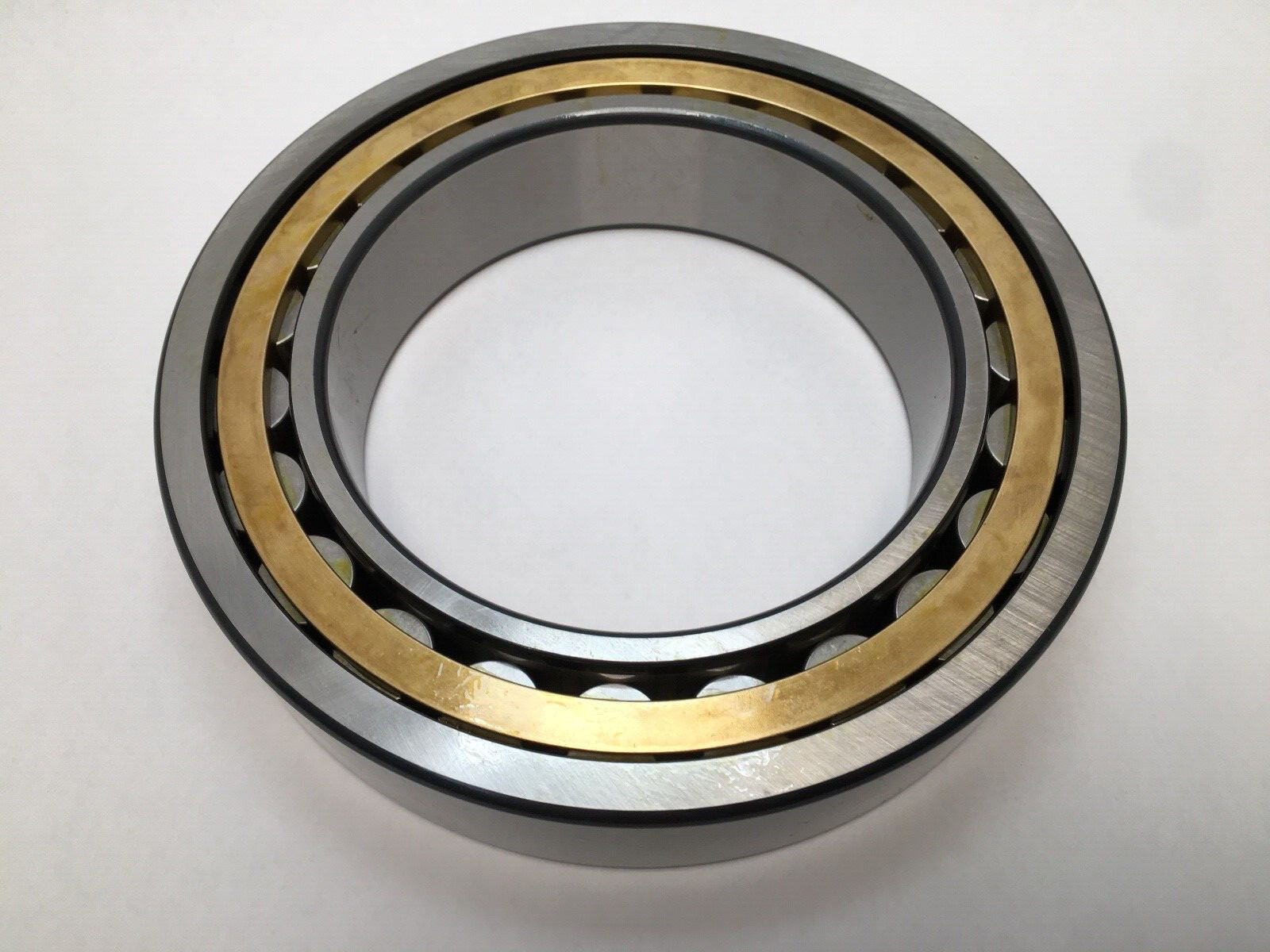 FAG NU2034-E-M1-C3 Cylindrical Bearing 170x260x54 mm NU 2034 E XL M1 C3 Germany