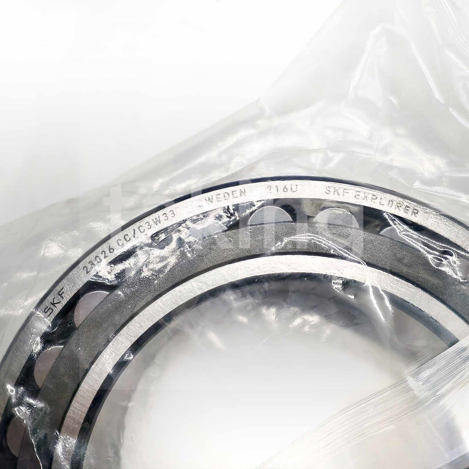 New Spherical Roller Bearing for SKF 23026 CC/C3 W33 130x200x52mm